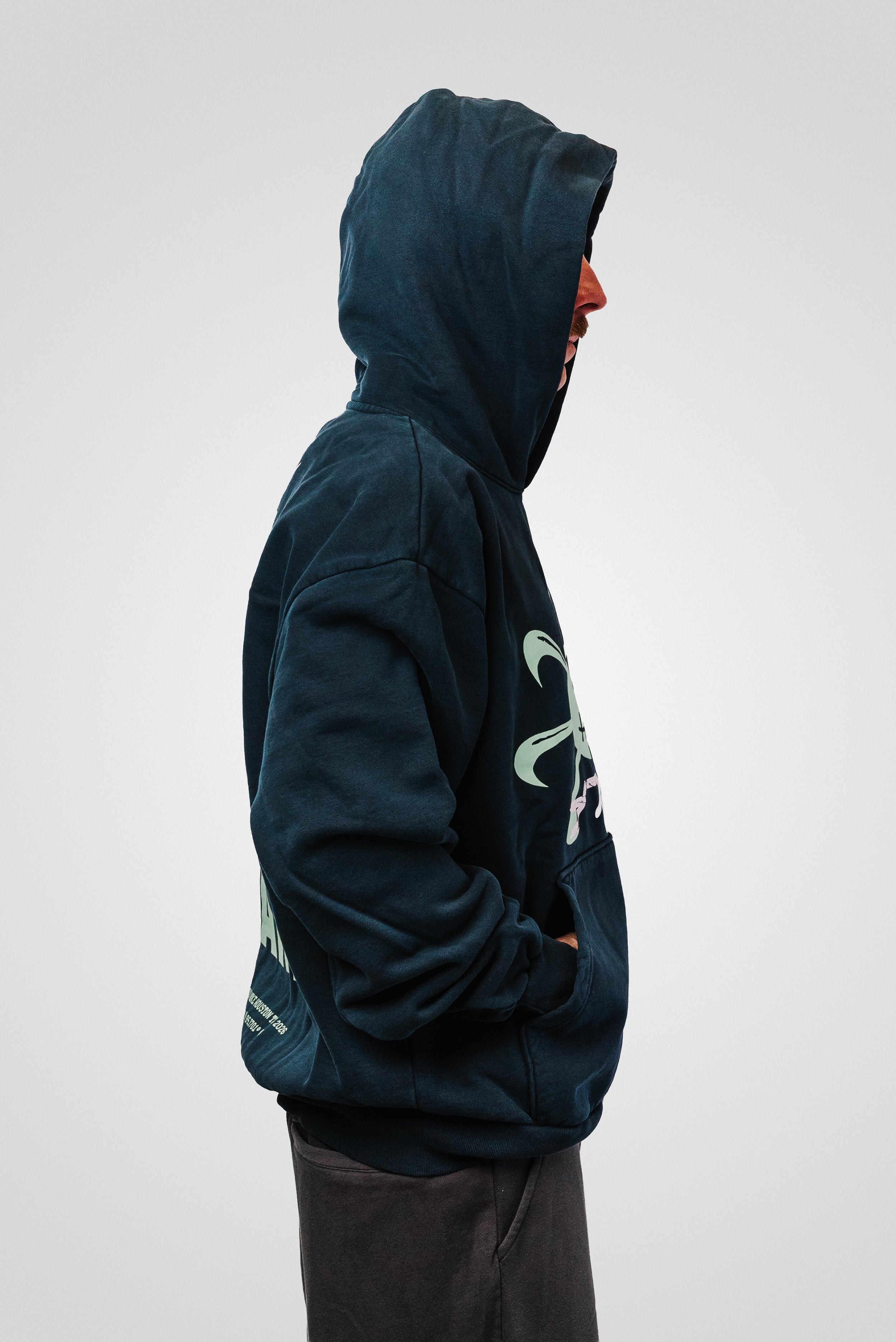 CJ X NIKE SMILEY SWOOSH HOODIE BLACK - Travis Scott