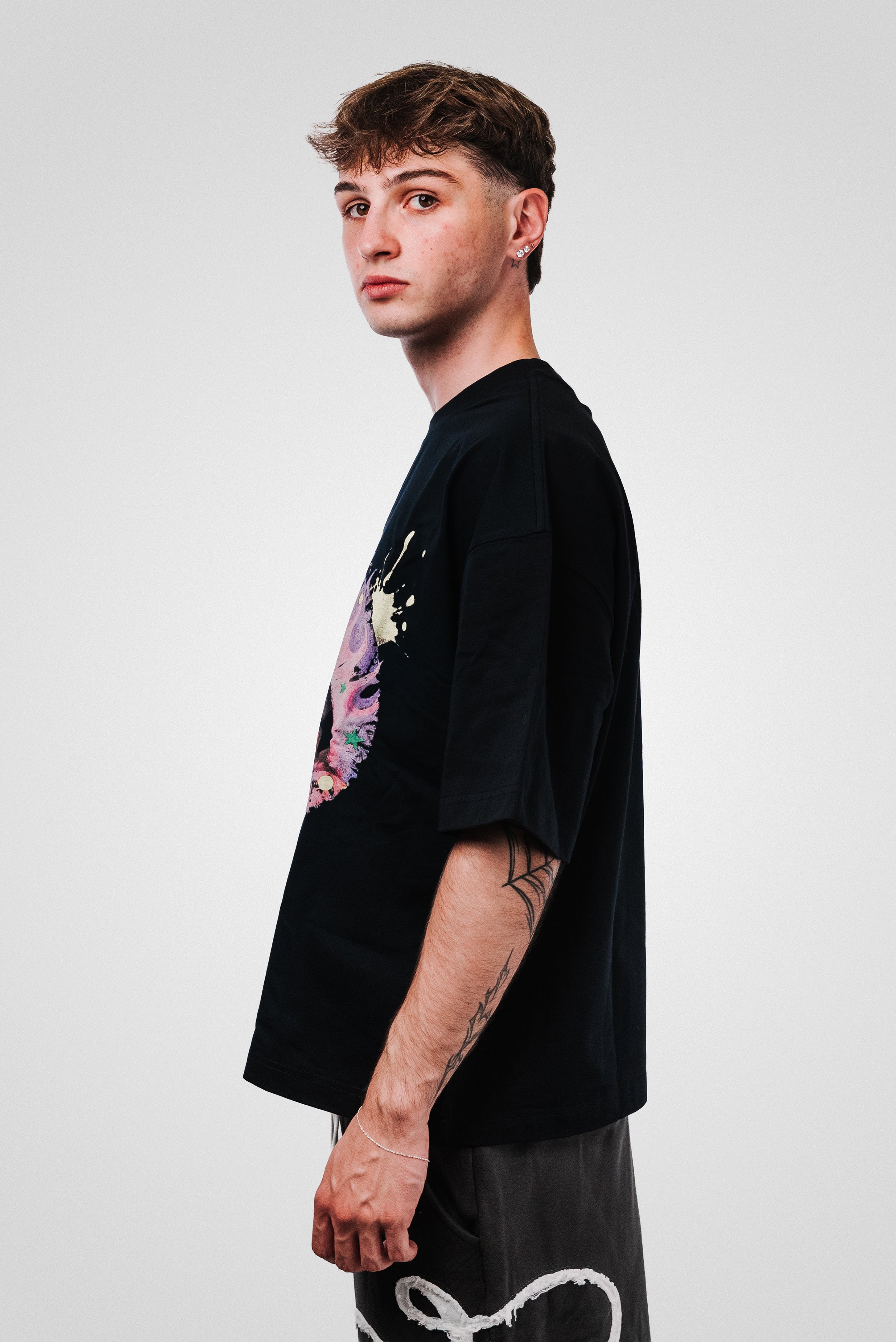 COLOR FUN MOUTH BLACK BOXY TEE - Noissey Brand