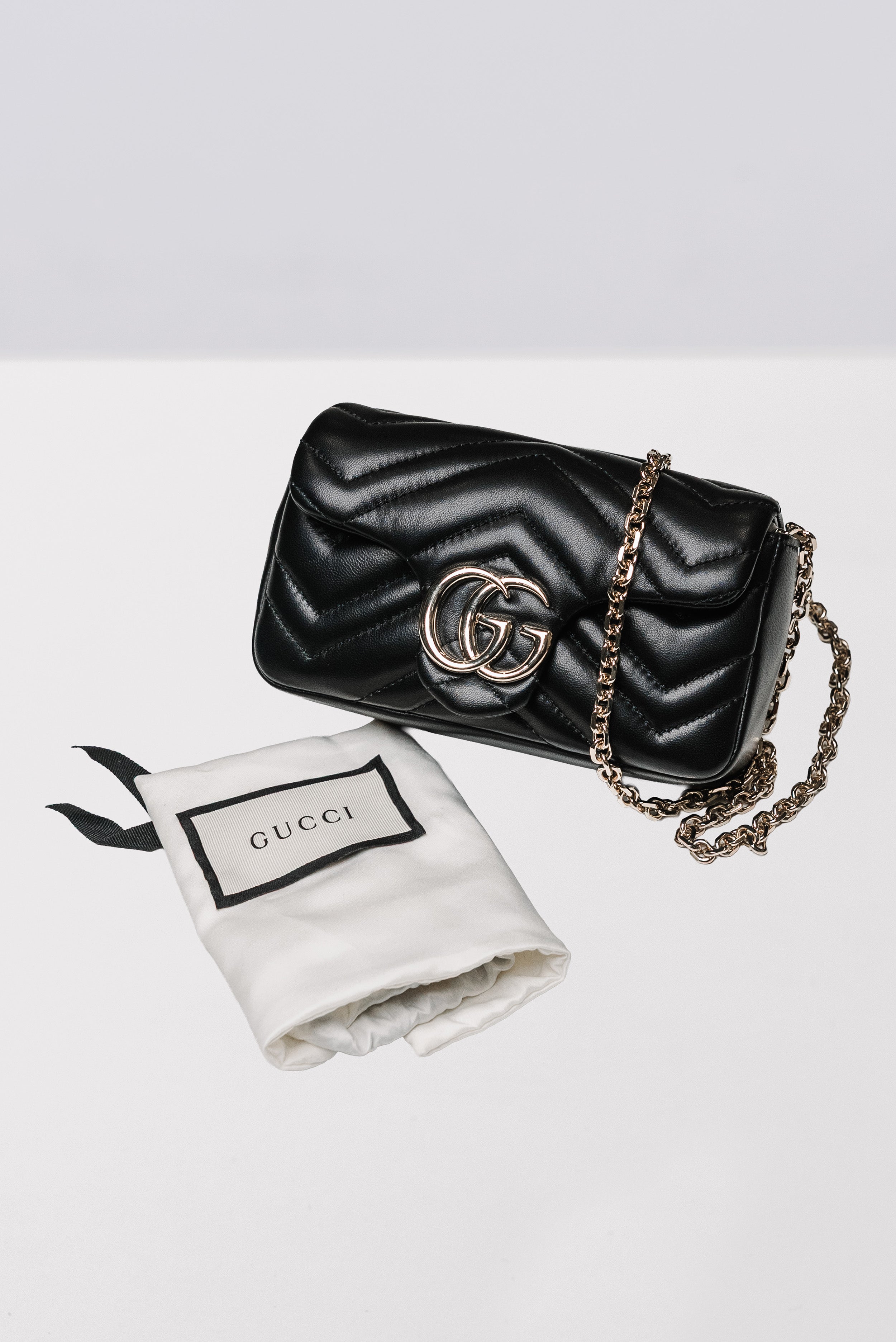 GG MARMONT IN PELLE BLACK MINI HANDBAGS - Gucci