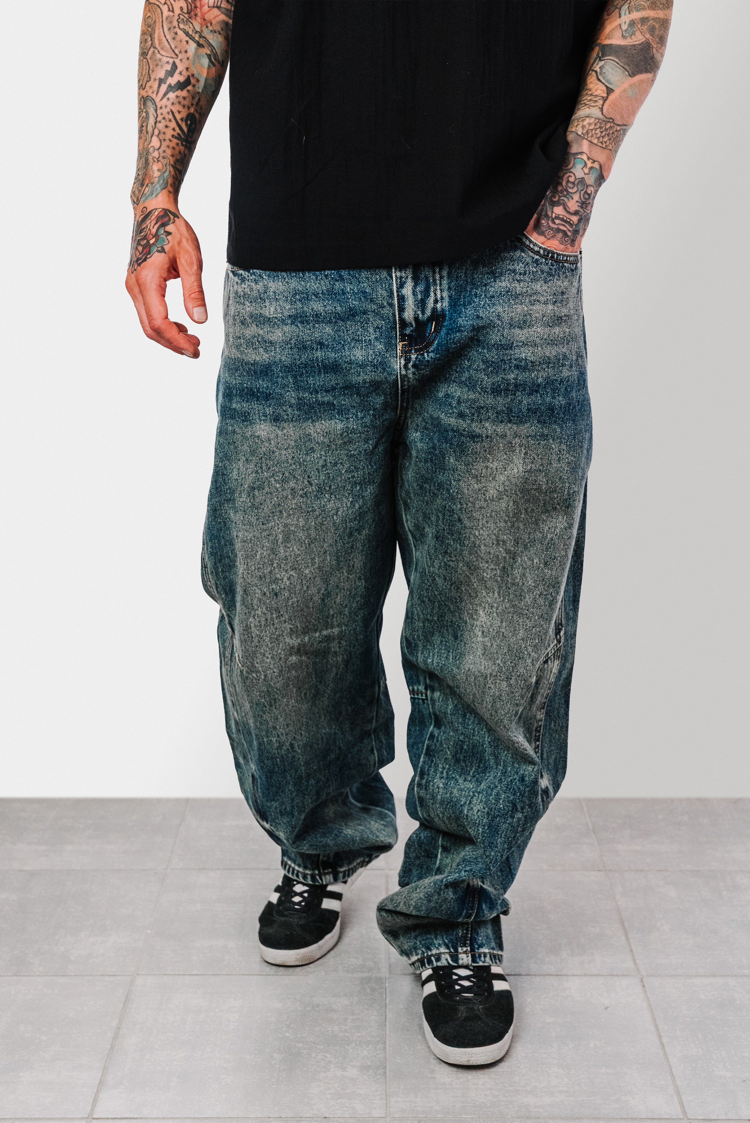 NEW WASHING BAGGY DENIM JEANS - Shoebuya Design