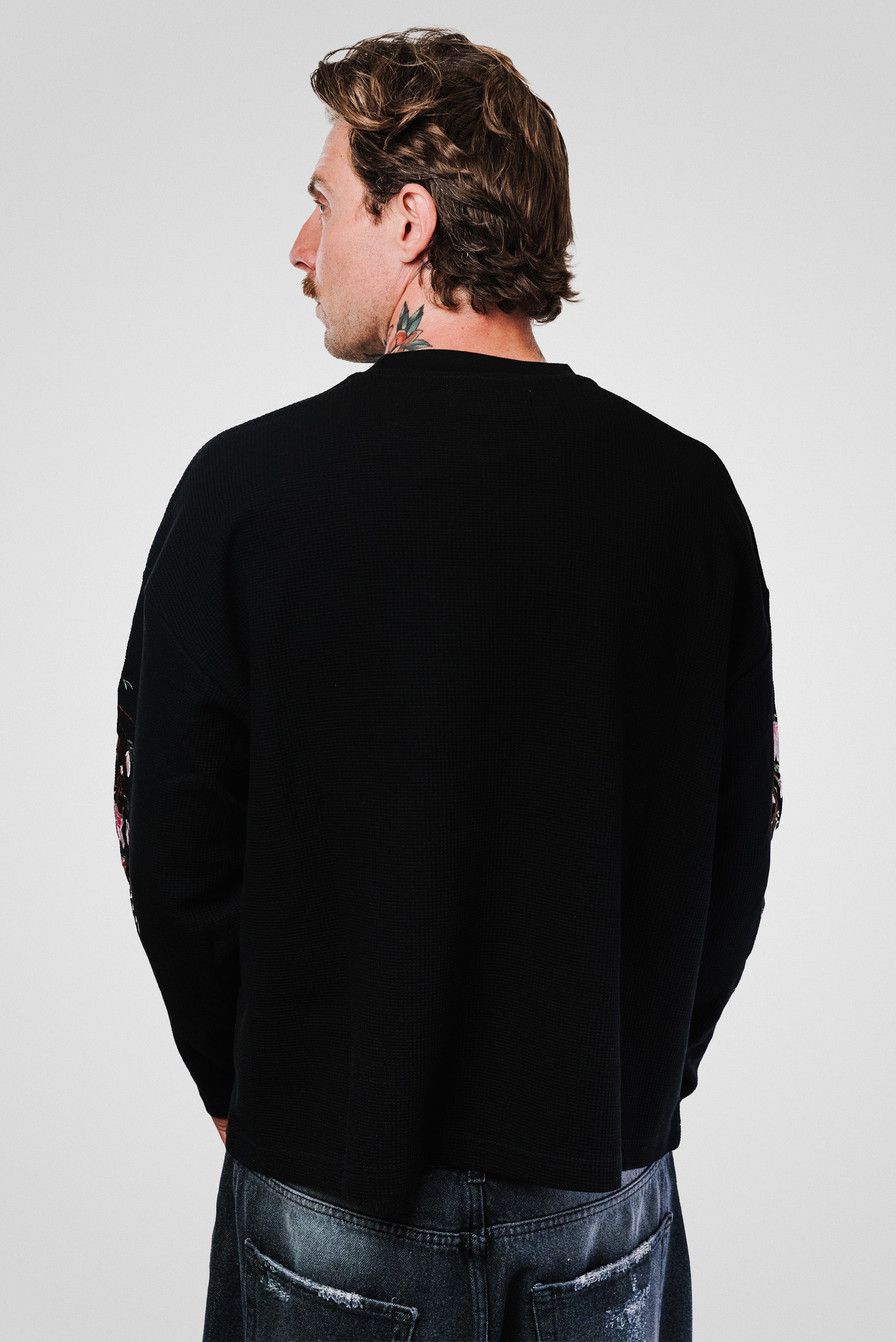 FLOWERS SLEEVE WAFFLE LONGSLEEVE BLACK - Shoebuya Design