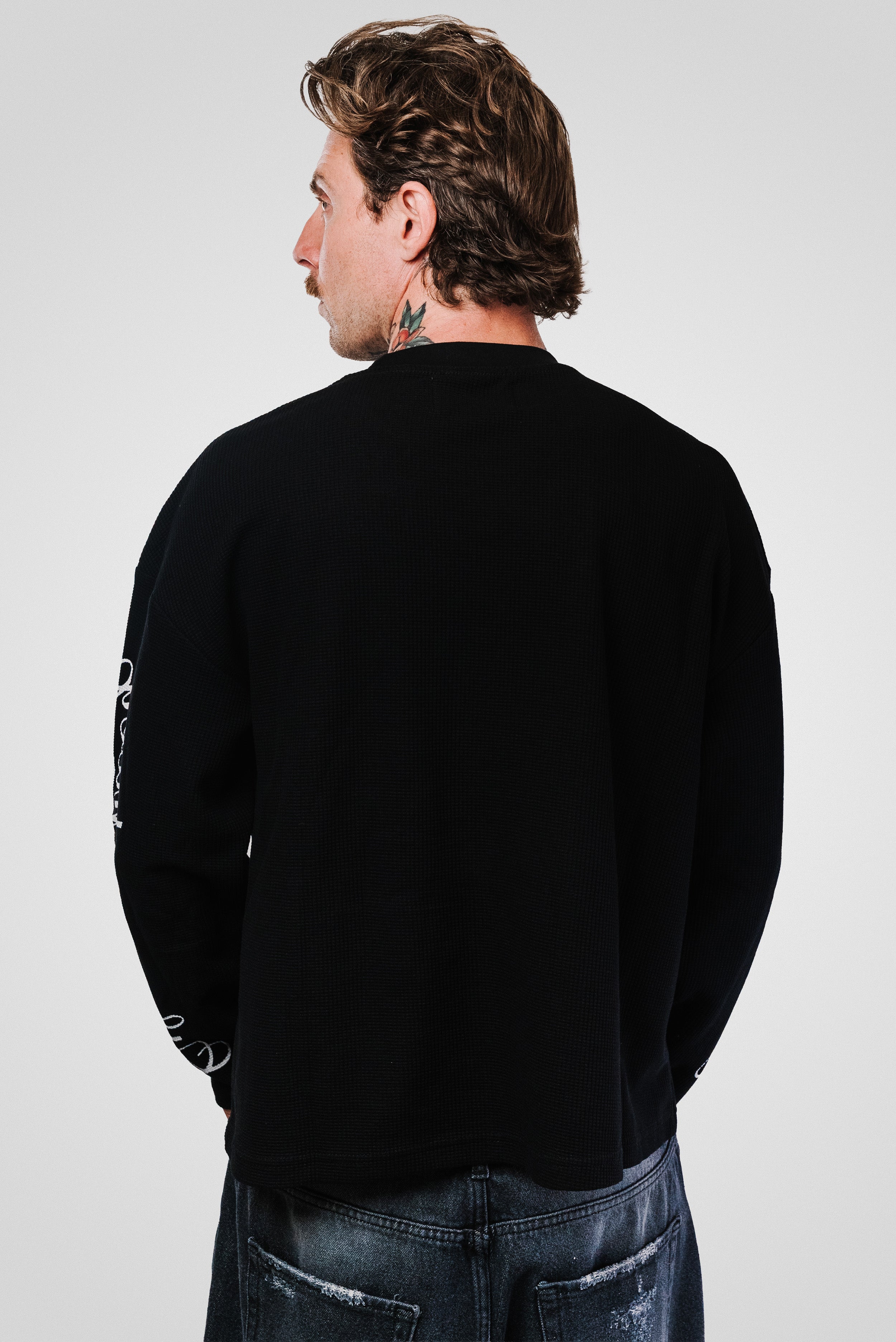 PRINTED SLEEVE WAFFLE LONGSLEEVE BLACK - Shoebuya Design