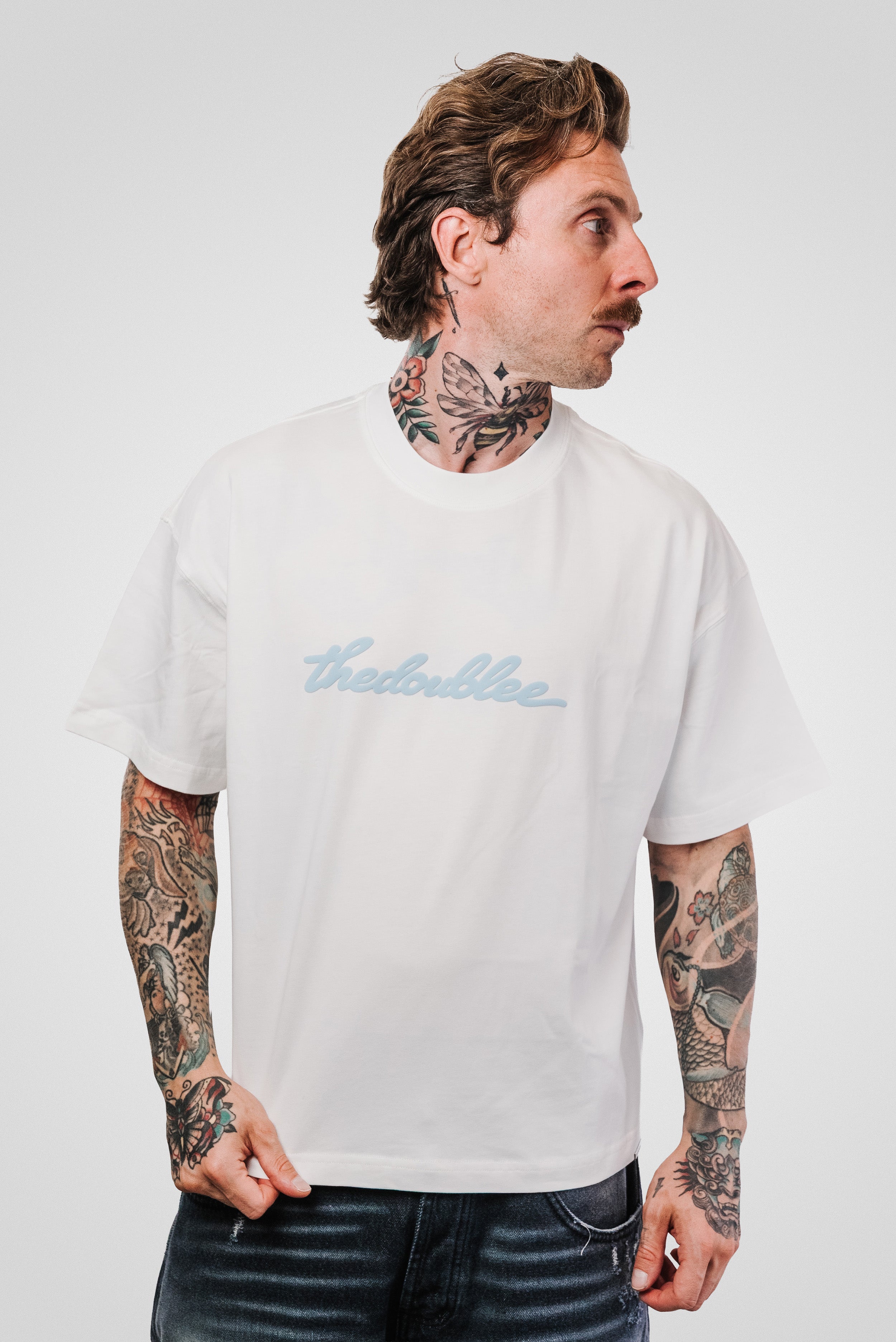 BUBBLE SKY WHITE BOXY TEE - TheDoubleE