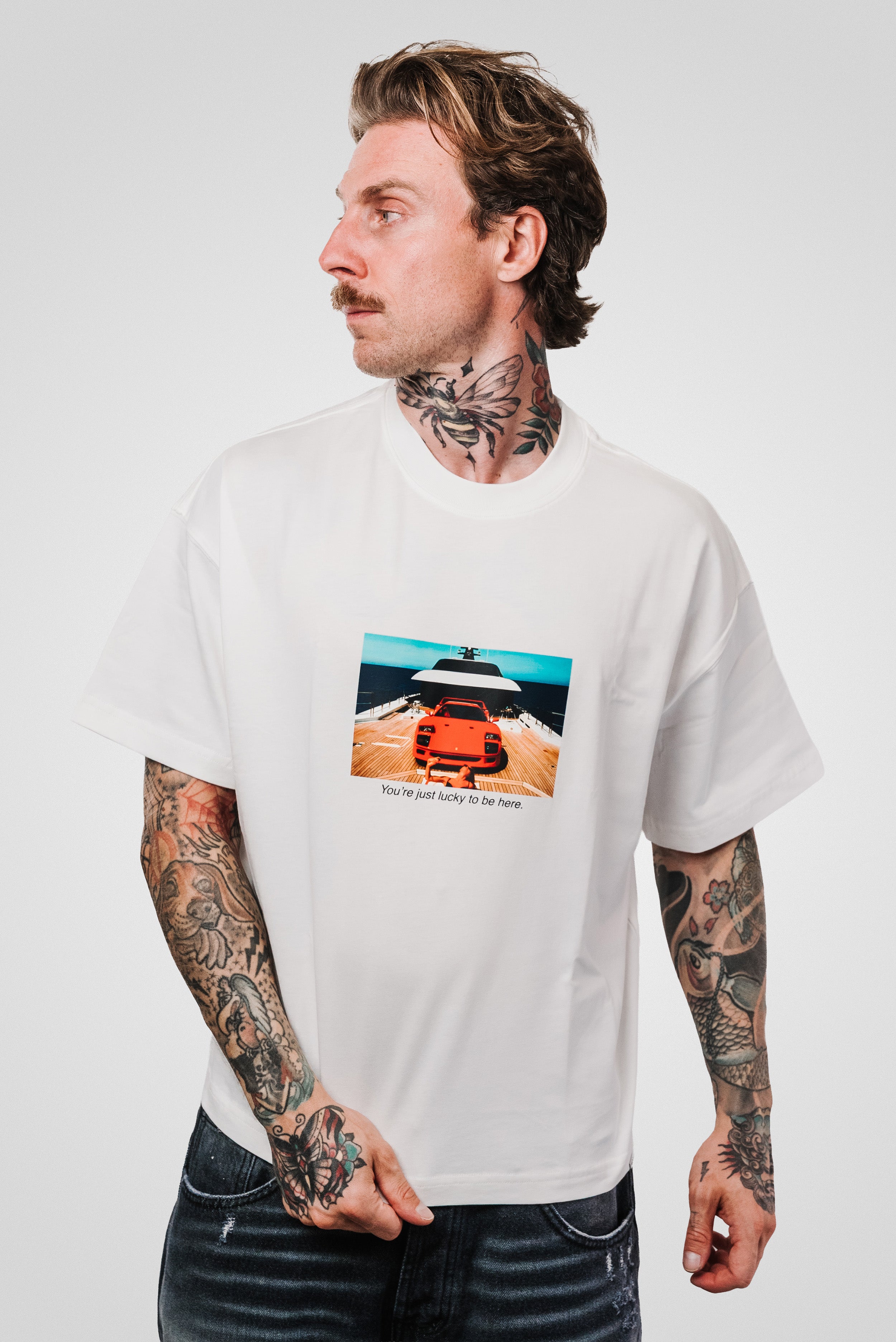 LUCKY TO BE HERE WHITE BOXY TEE - TheDoubleE