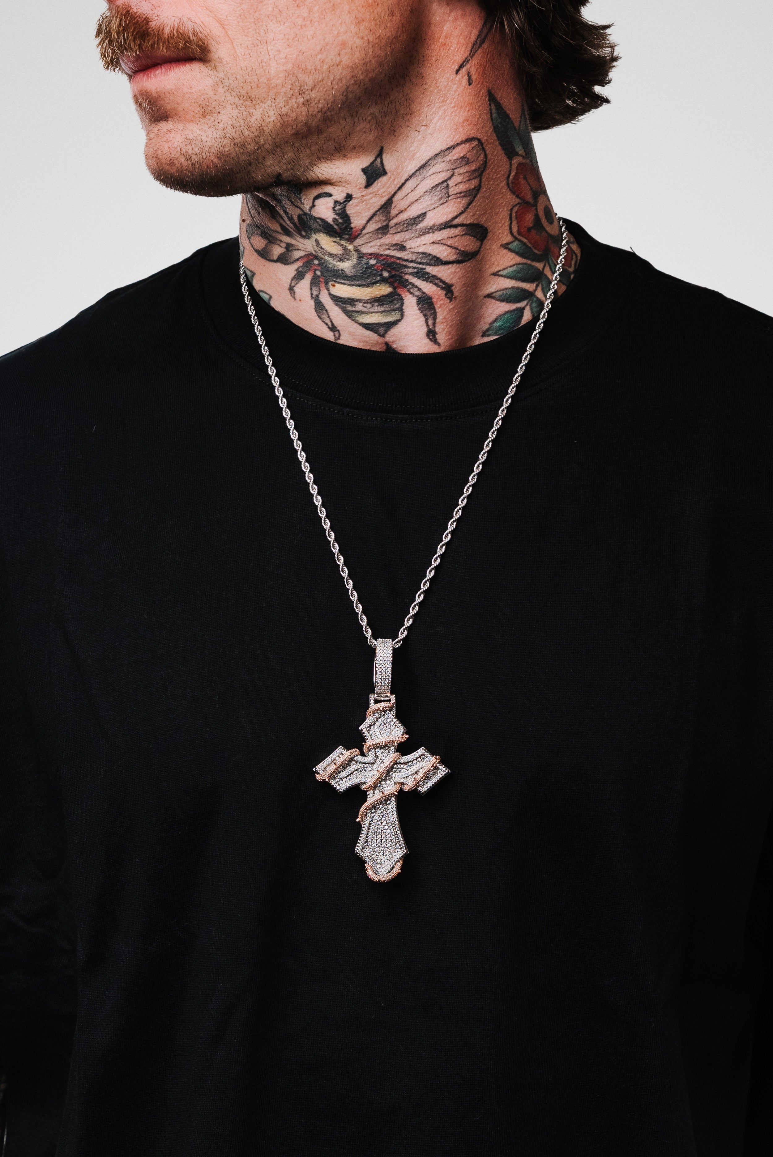 NOISSEY NECKLACES