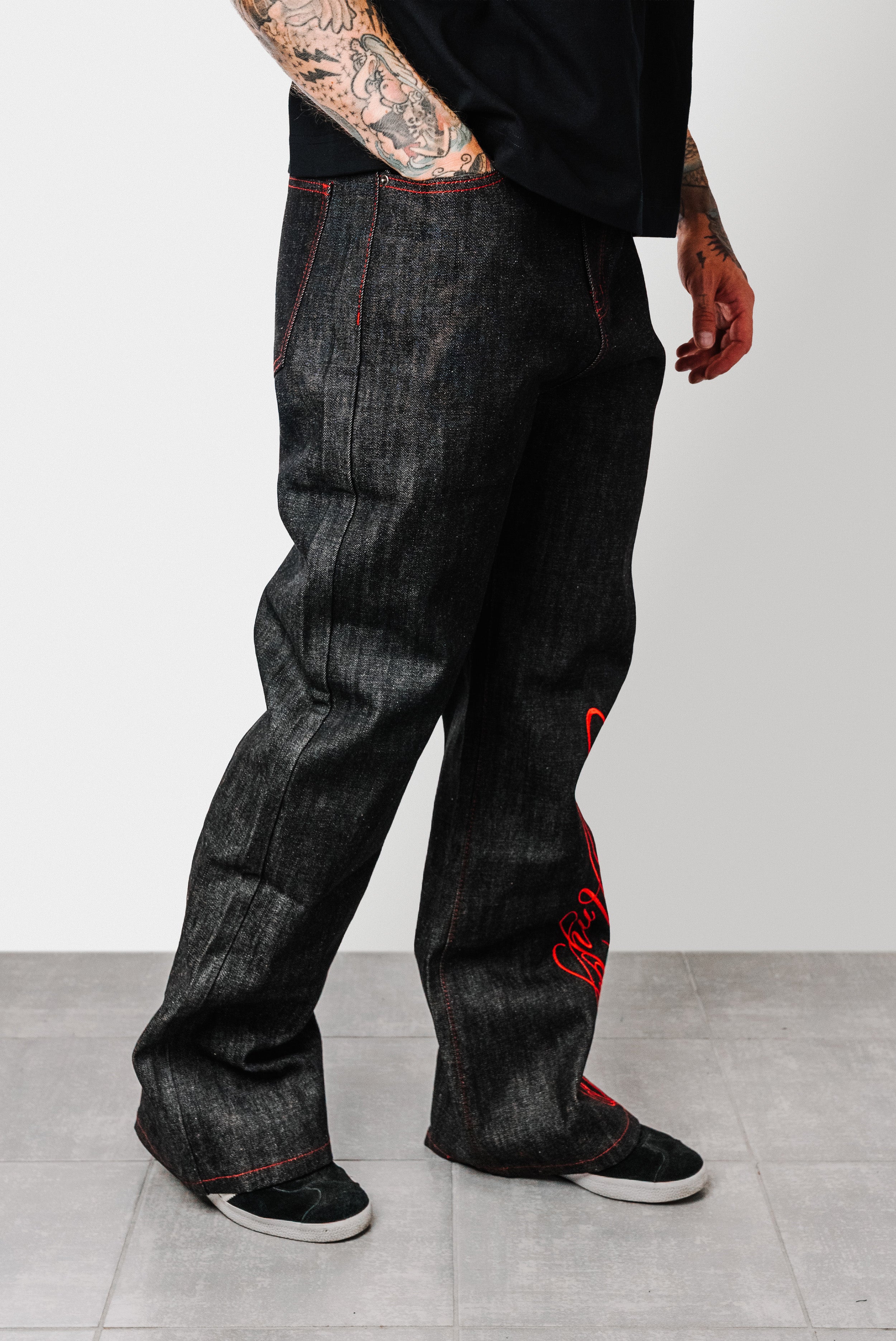 RED TATTOO RAW BLACK DENIM JEANS - Shoebuya Design