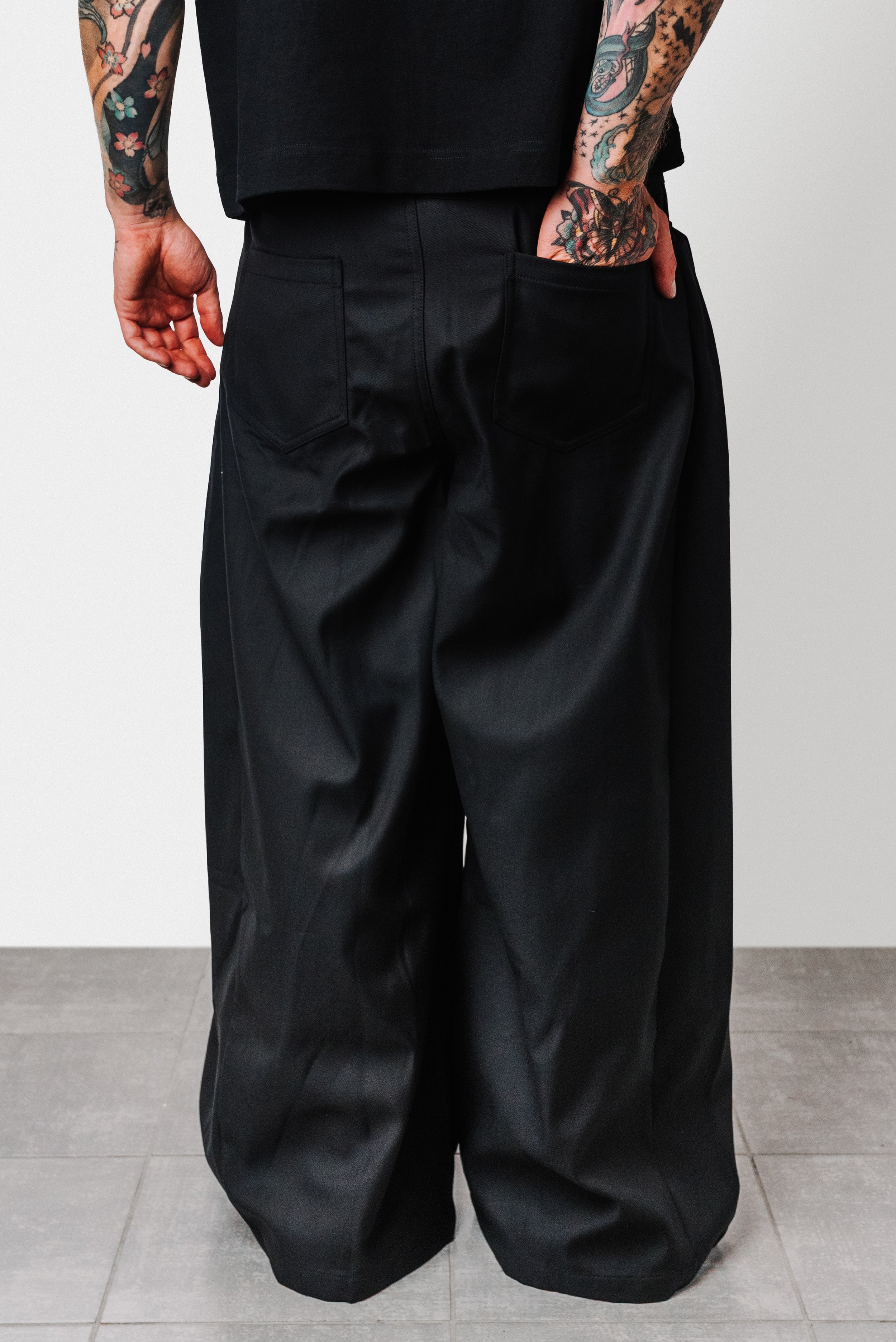 CHINO BLACK PANTS - Shoebuya Design