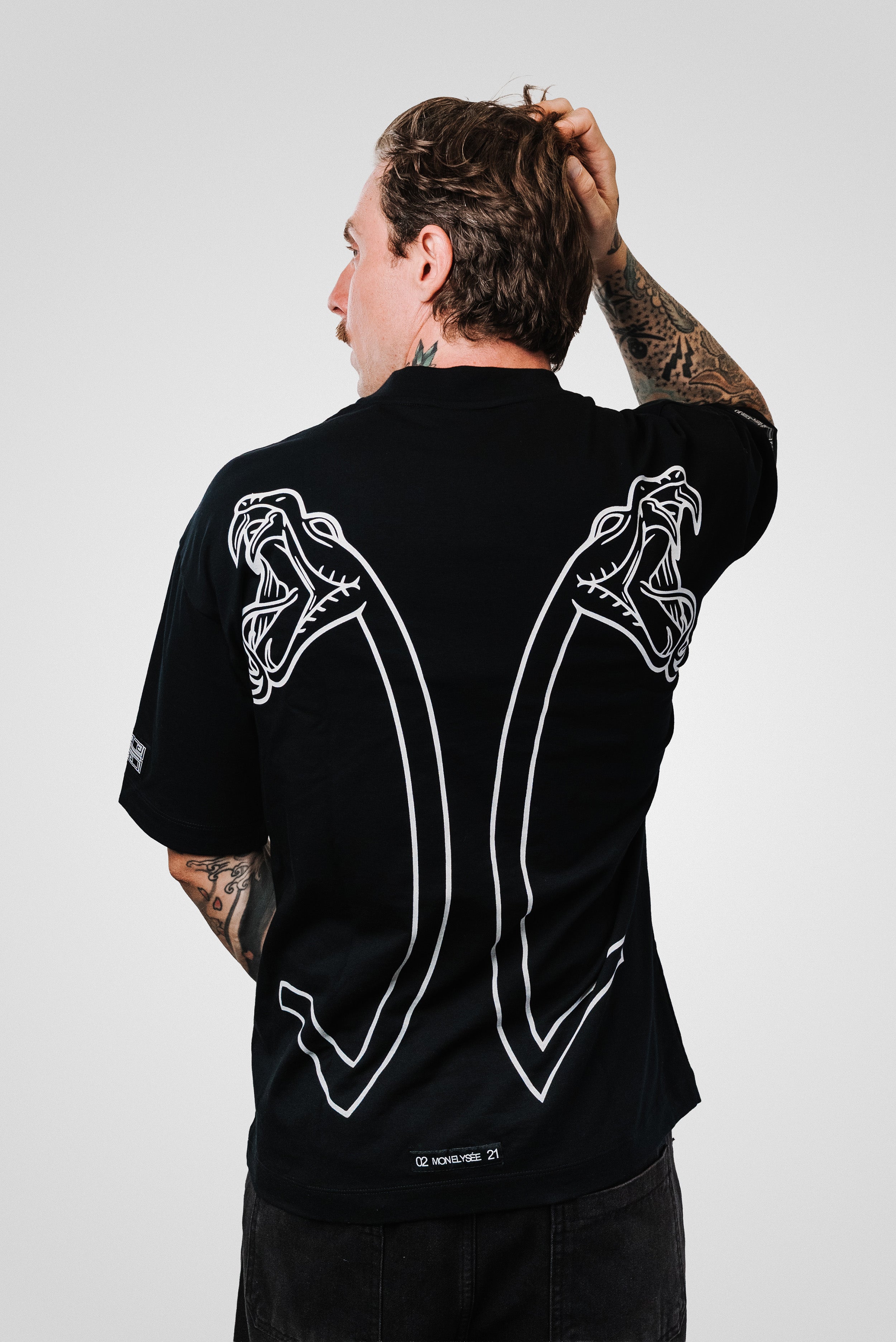 SNAKE BLACK TEE - Mon Elysee
