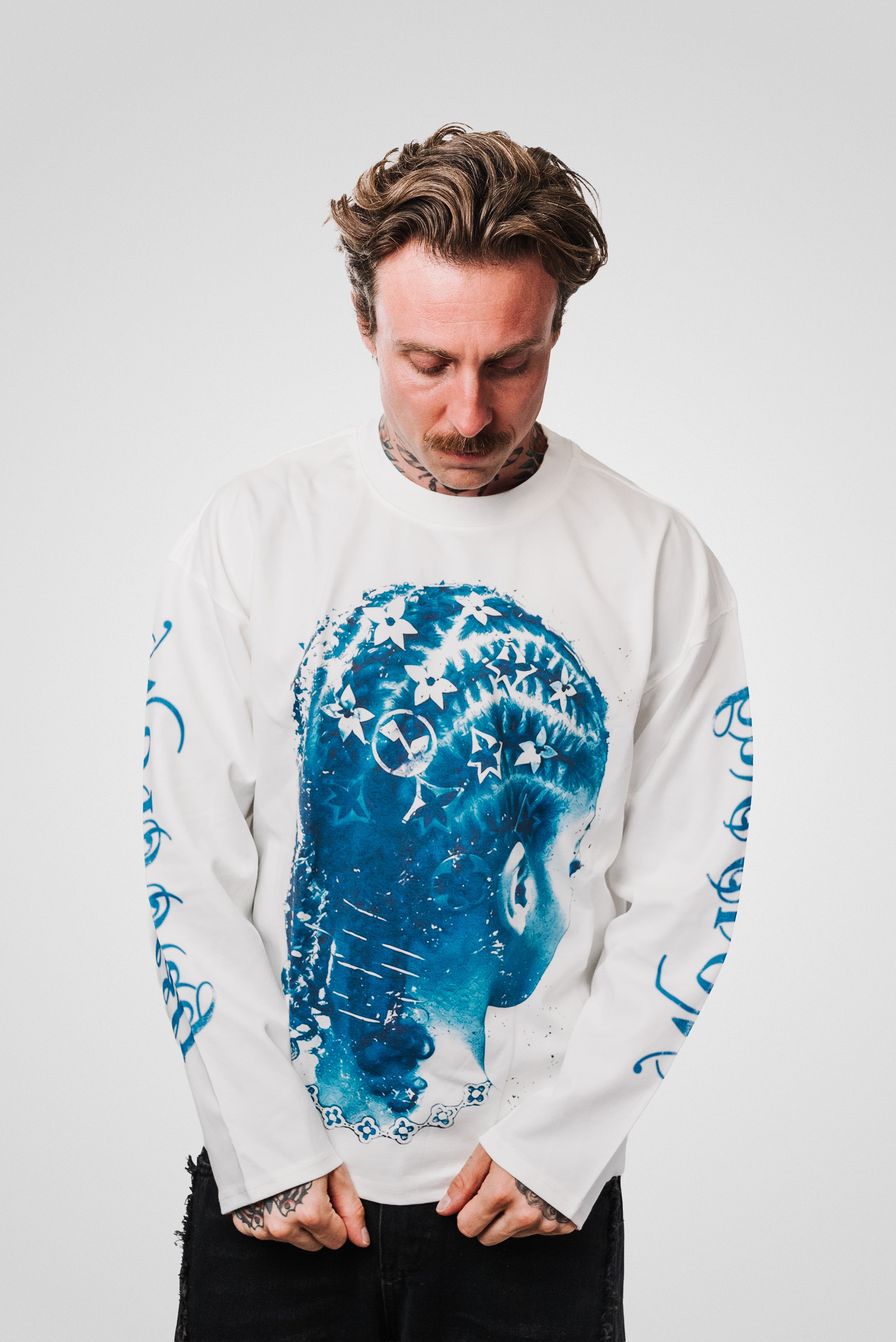 LV WHITE BOXY LONGSLEEVE - Noissey Brand