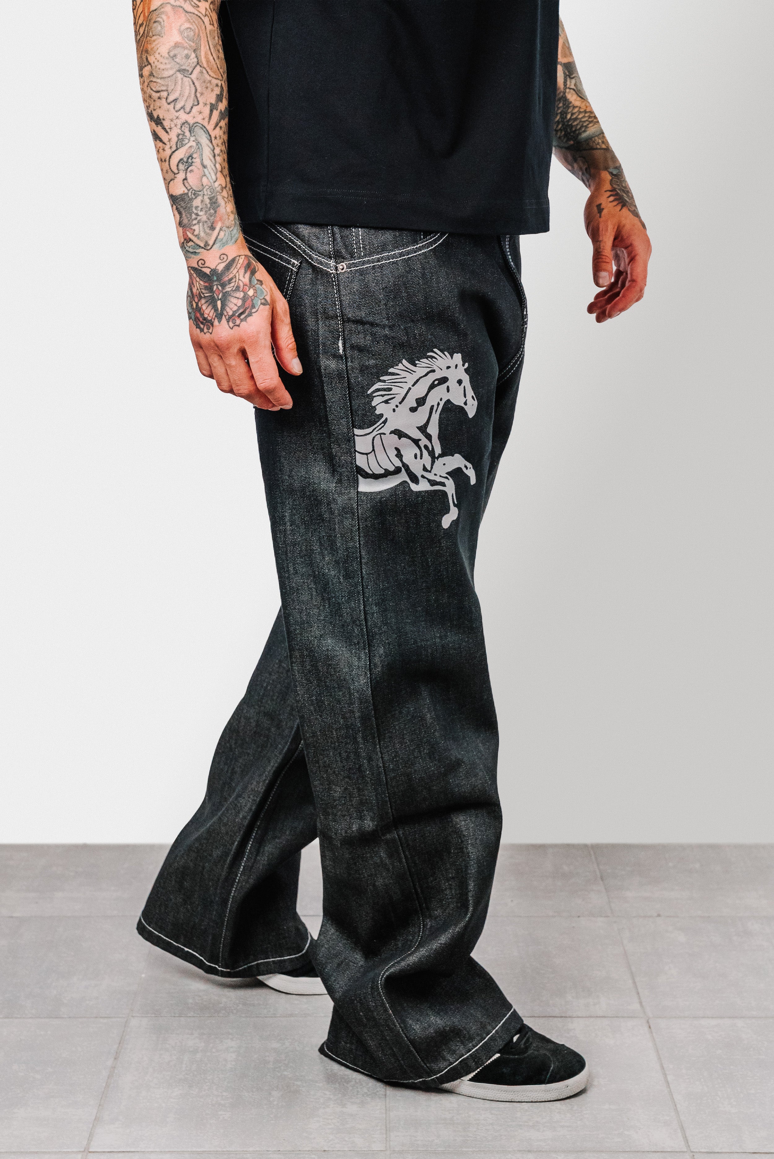 HORSES PRINT BLACK REGULAR JEANS - Shoebuya Design