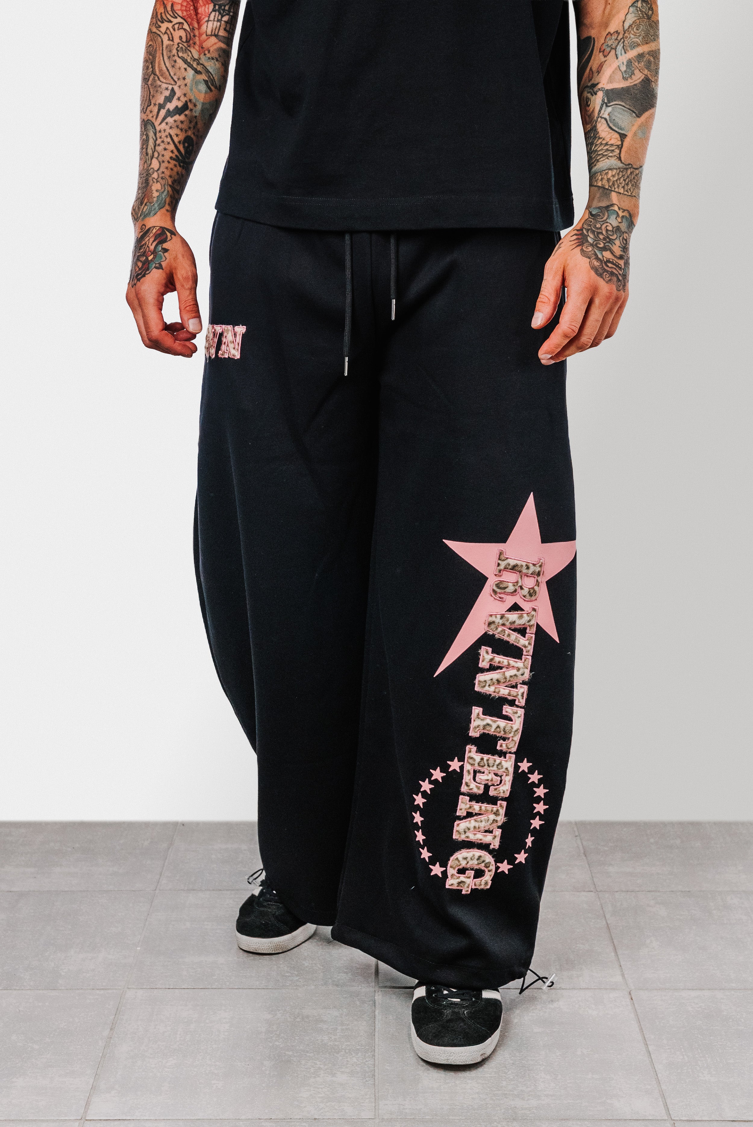 LEOPARD PINK SCRIPT GREY SWEAT PANTS - Shoebuya Design
