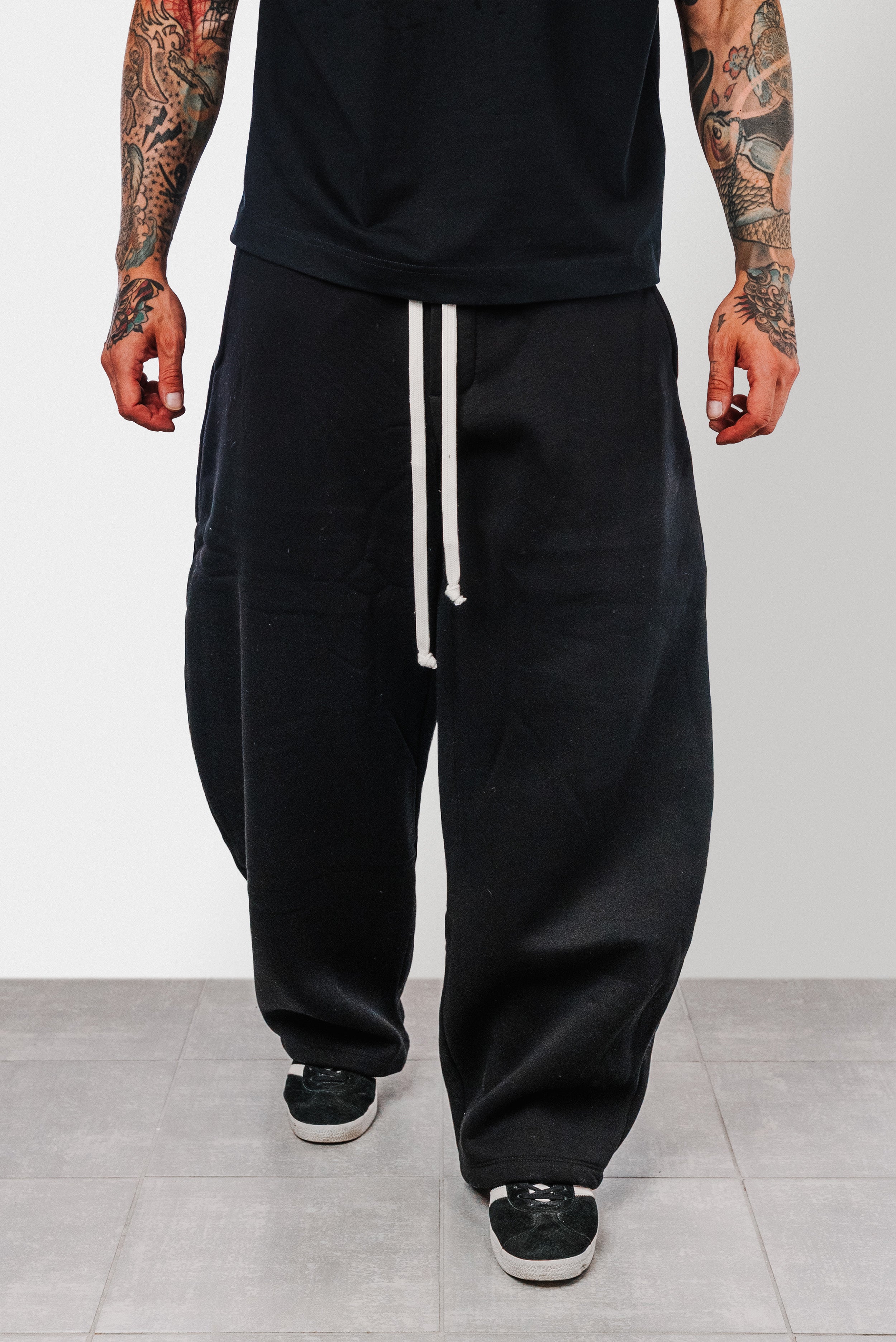 BALLOON BLACK TRACKPANTS - Replacement Brand
