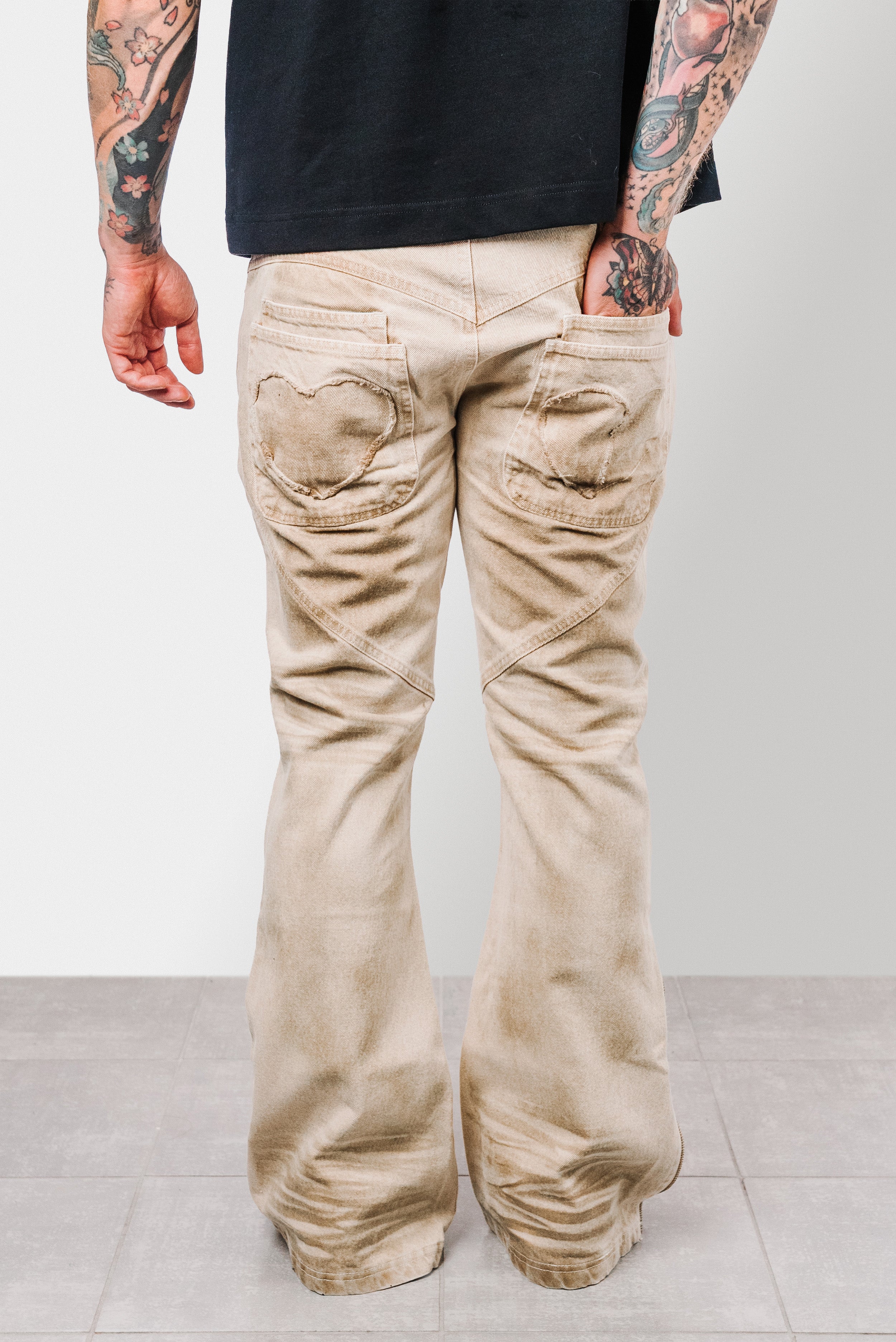 SAHARA JEANS - Stolen Stuff