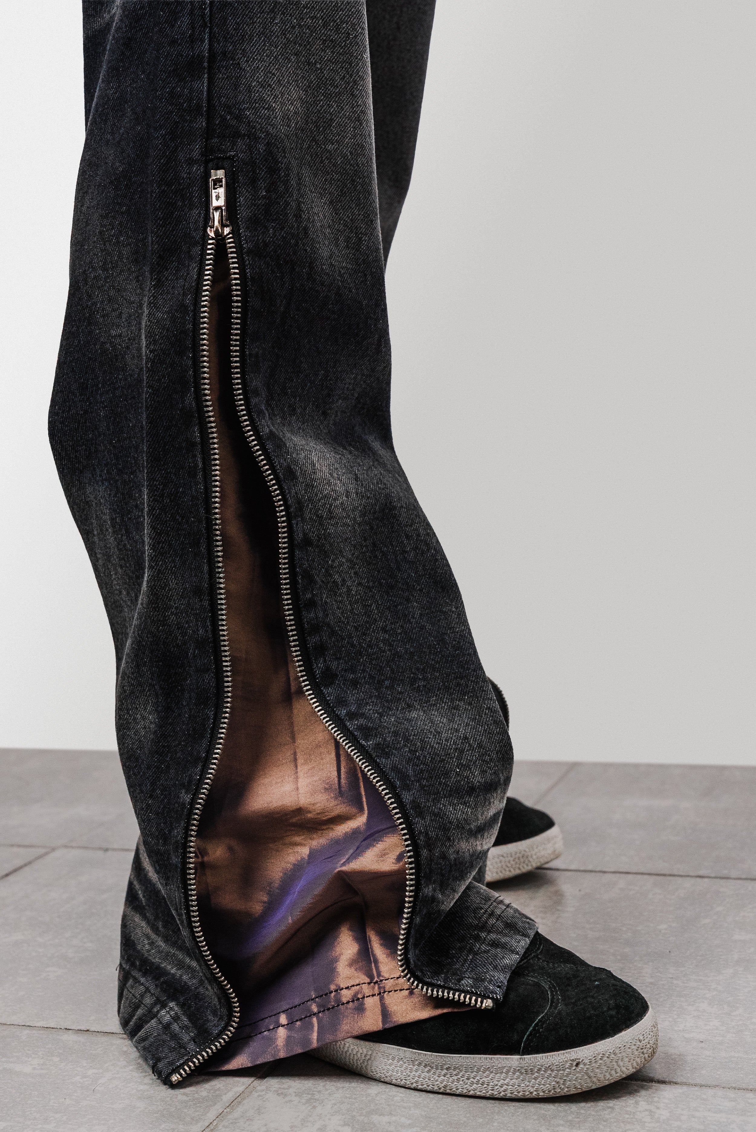SHADOW BLACK JEANS - Stolen Stuff