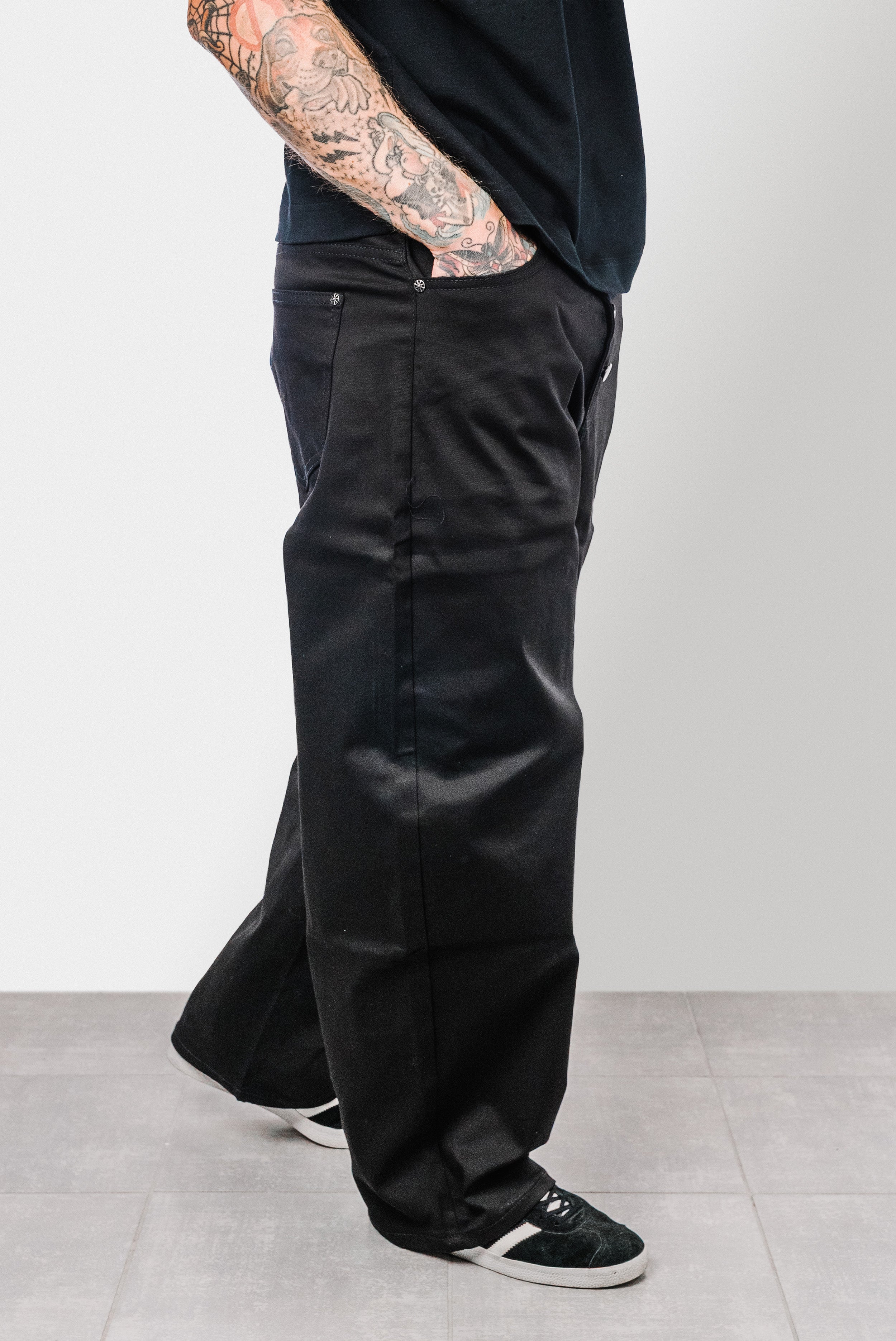 REGULAR BLACK JEANS - PXP Brand