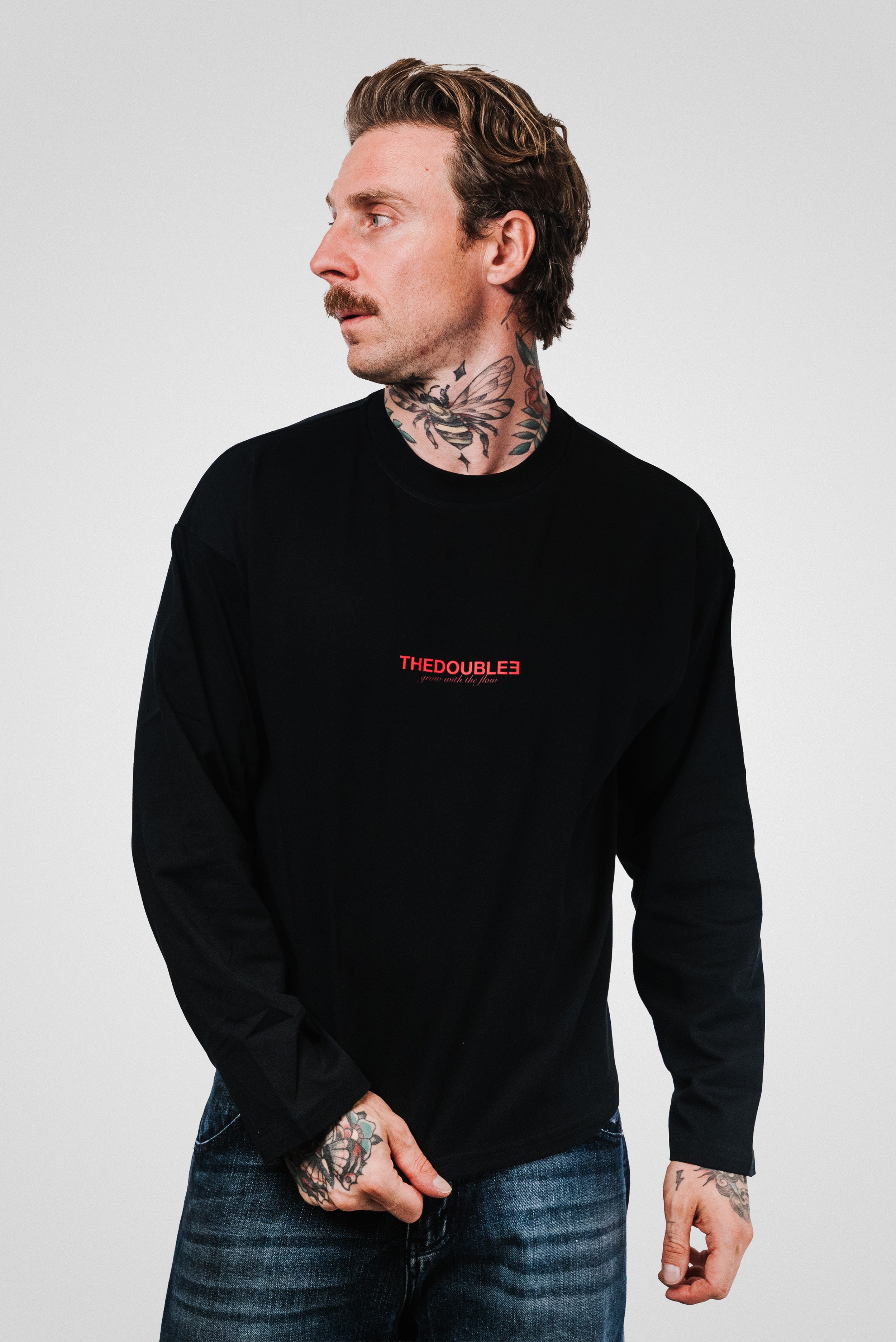 LUCKY STAR BLACK BOXY LONGSLEEVE - TheDoubleE