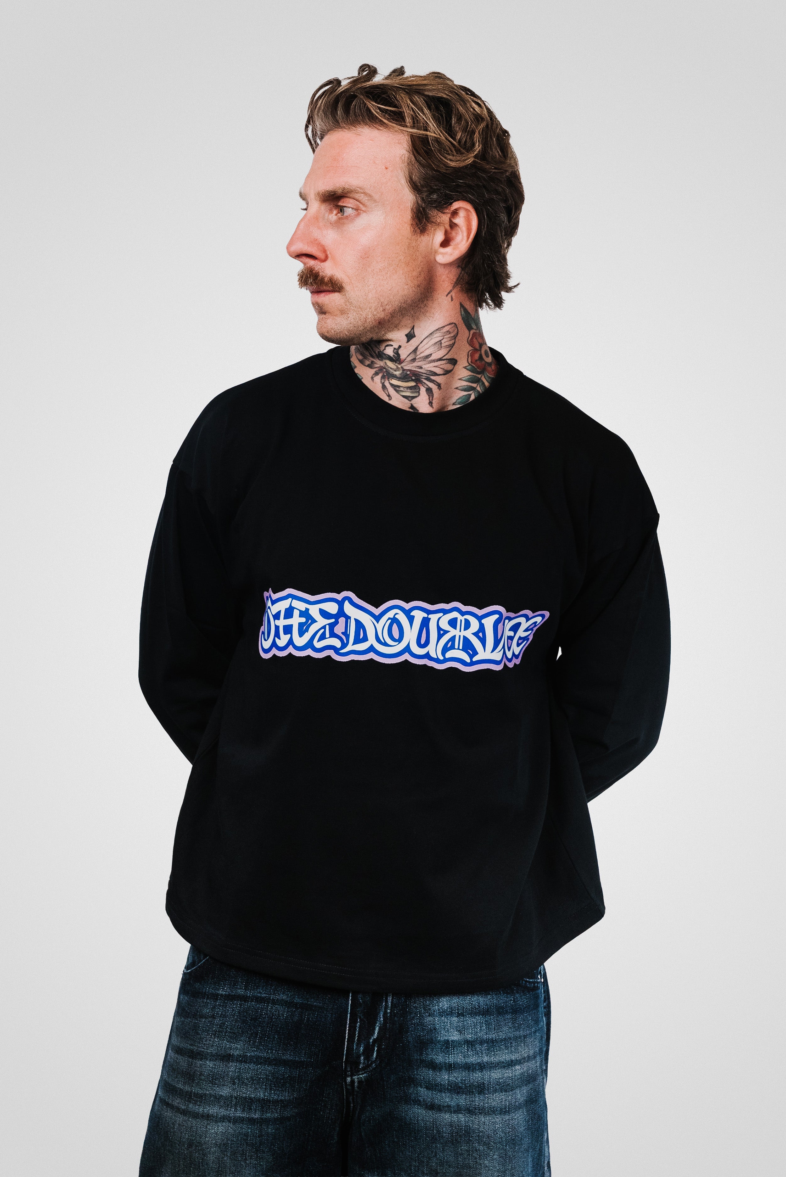 GRAFFITI BLACK BOXY LONGSLEEVE - TheDoubleE
