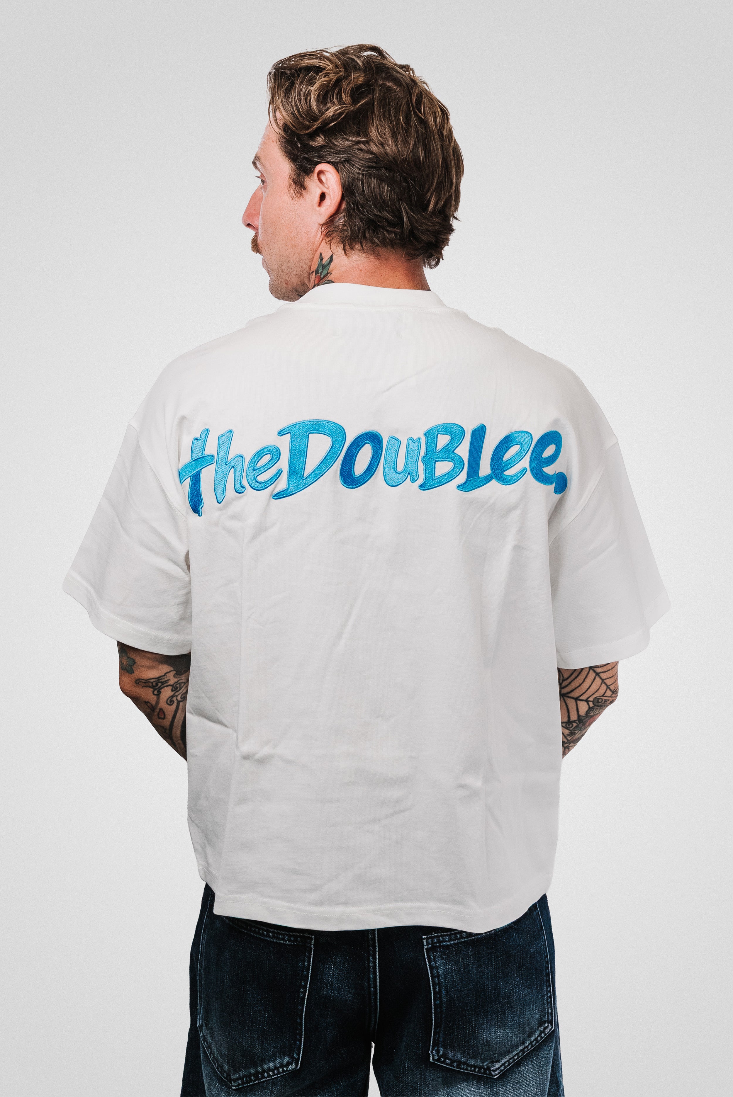 BABY WRITING LOGO WHITE BOXY TEE - TheDoubleE