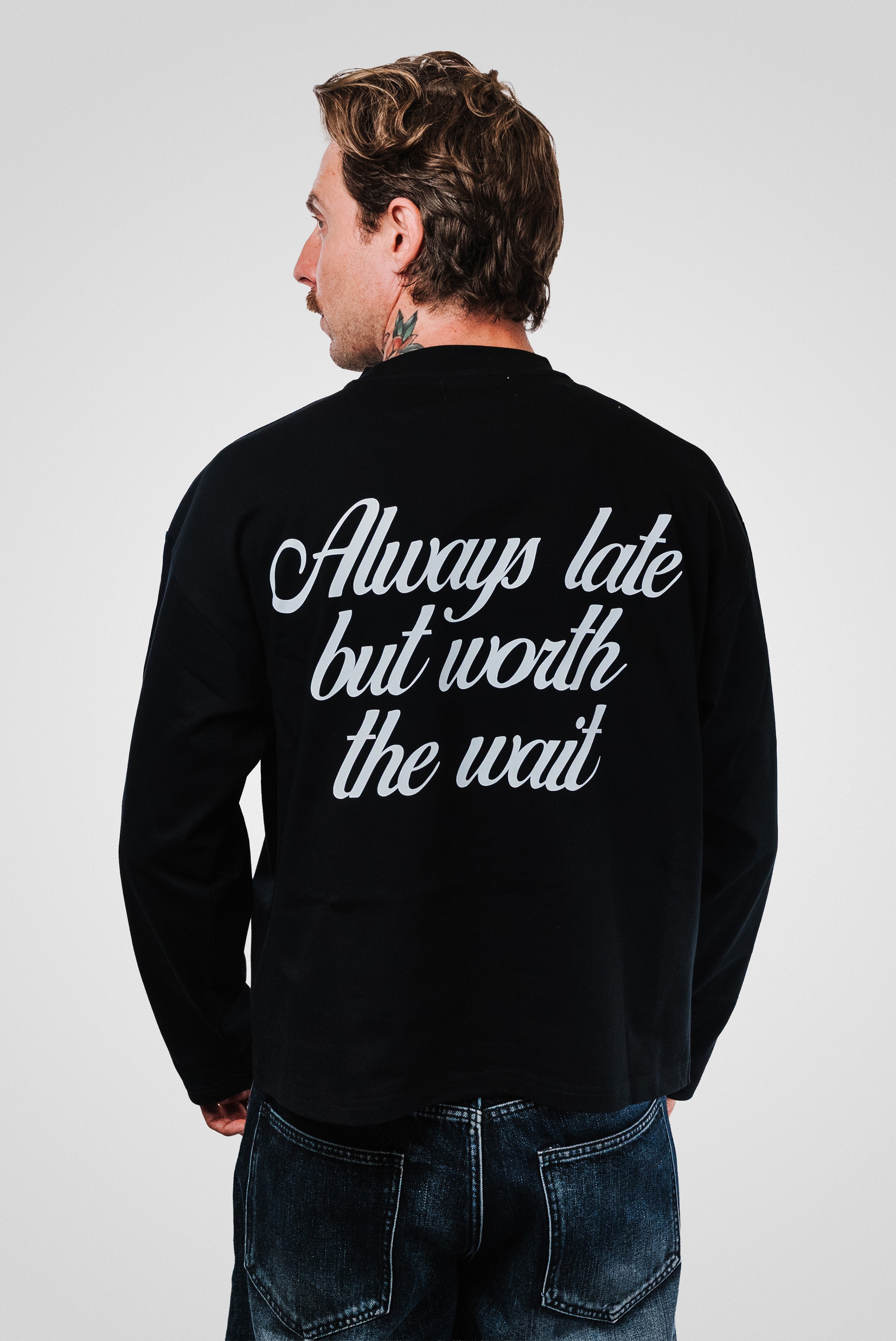 WOLF BLACK BOXY LONGSLEEVE - TheDoubleE
