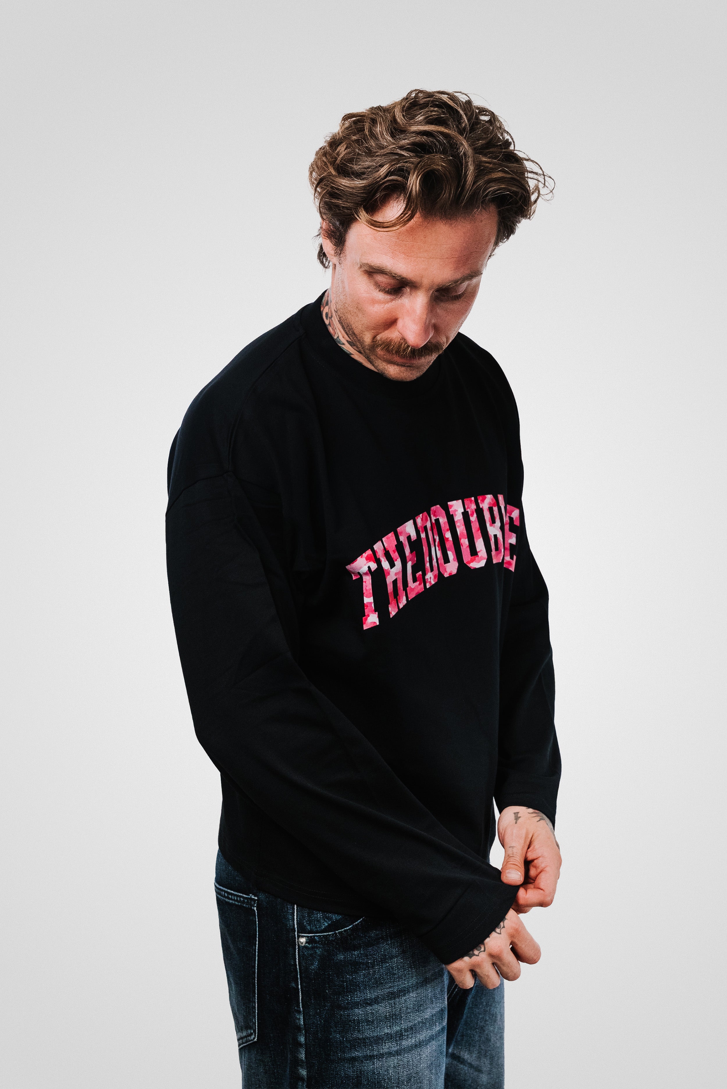 PINK CAMO BLACK BOXY LONGSLEEVE - TheDoubleE