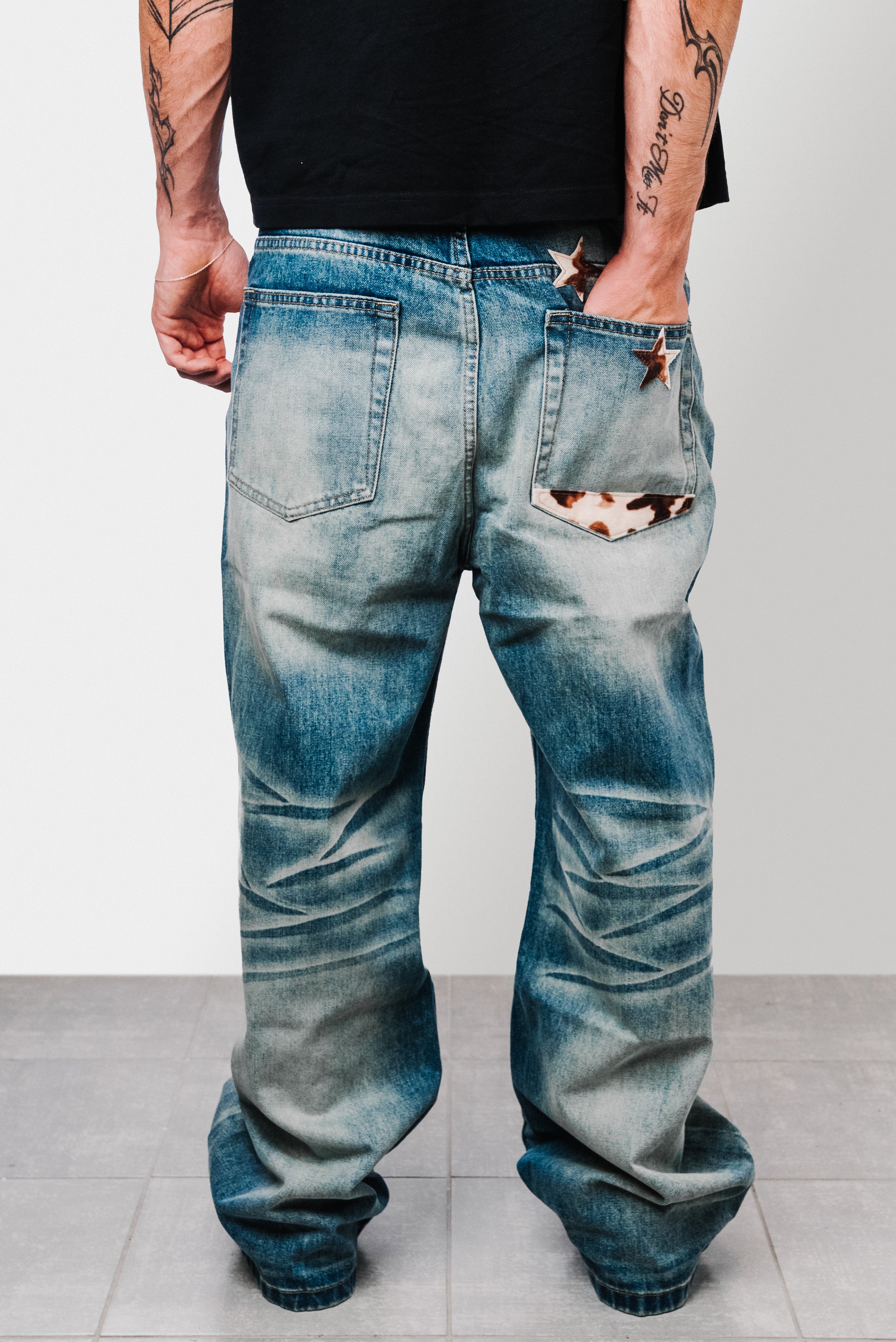 COW POCKET LIGHT BLUE DENIM JEANS - Shoebuya Design