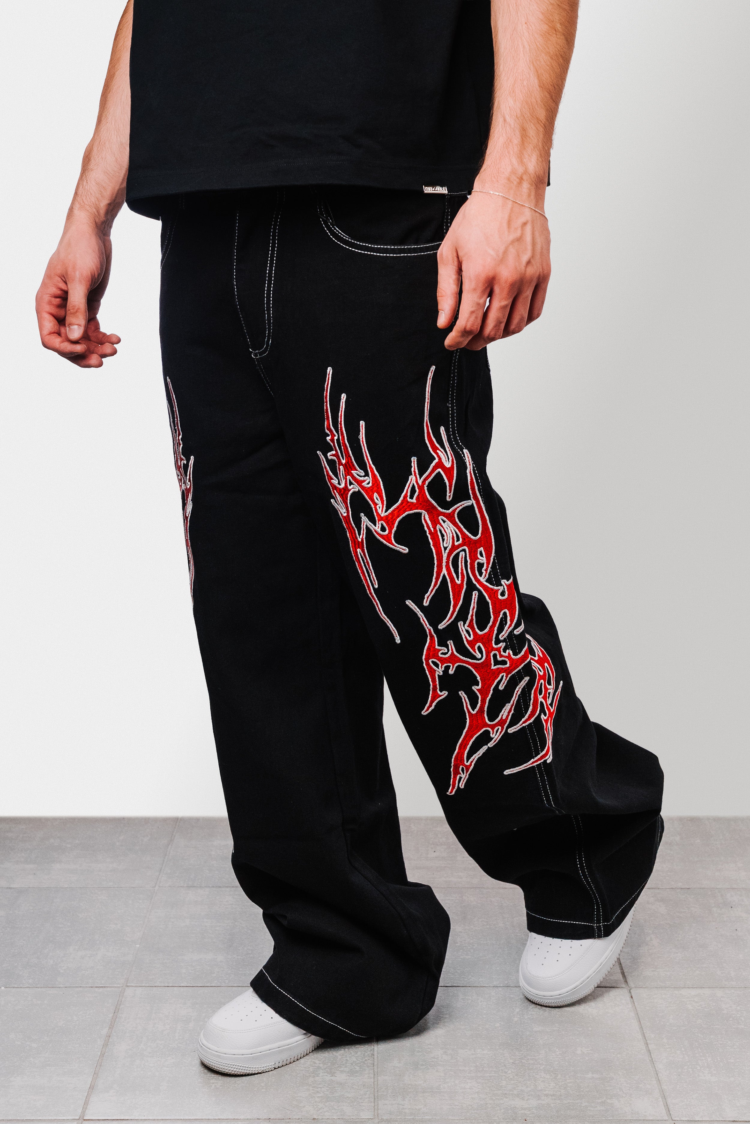RED GOTHIC PATCH BLACK DENIM JEANS - Shoebuya Design