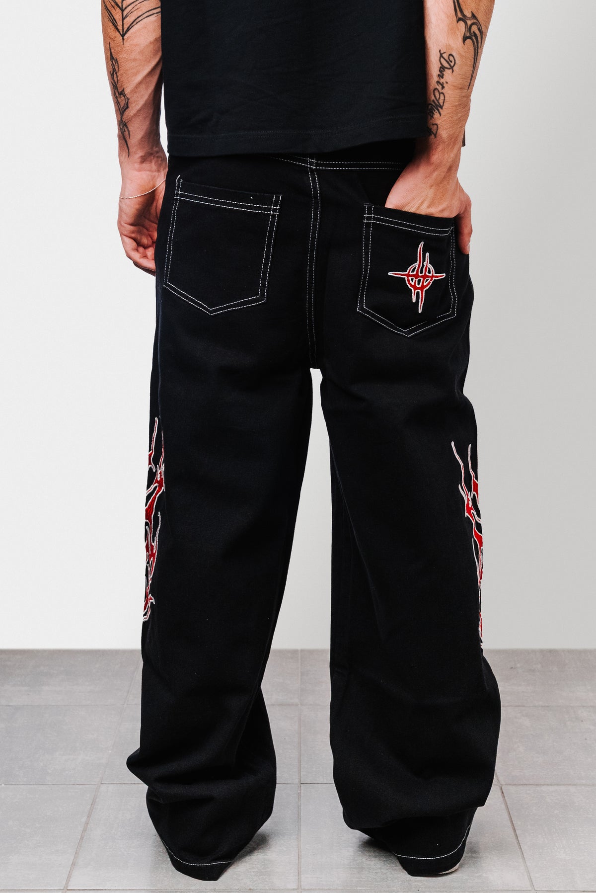 RED GOTHIC PATCH BLACK DENIM JEANS - Shoebuya Design