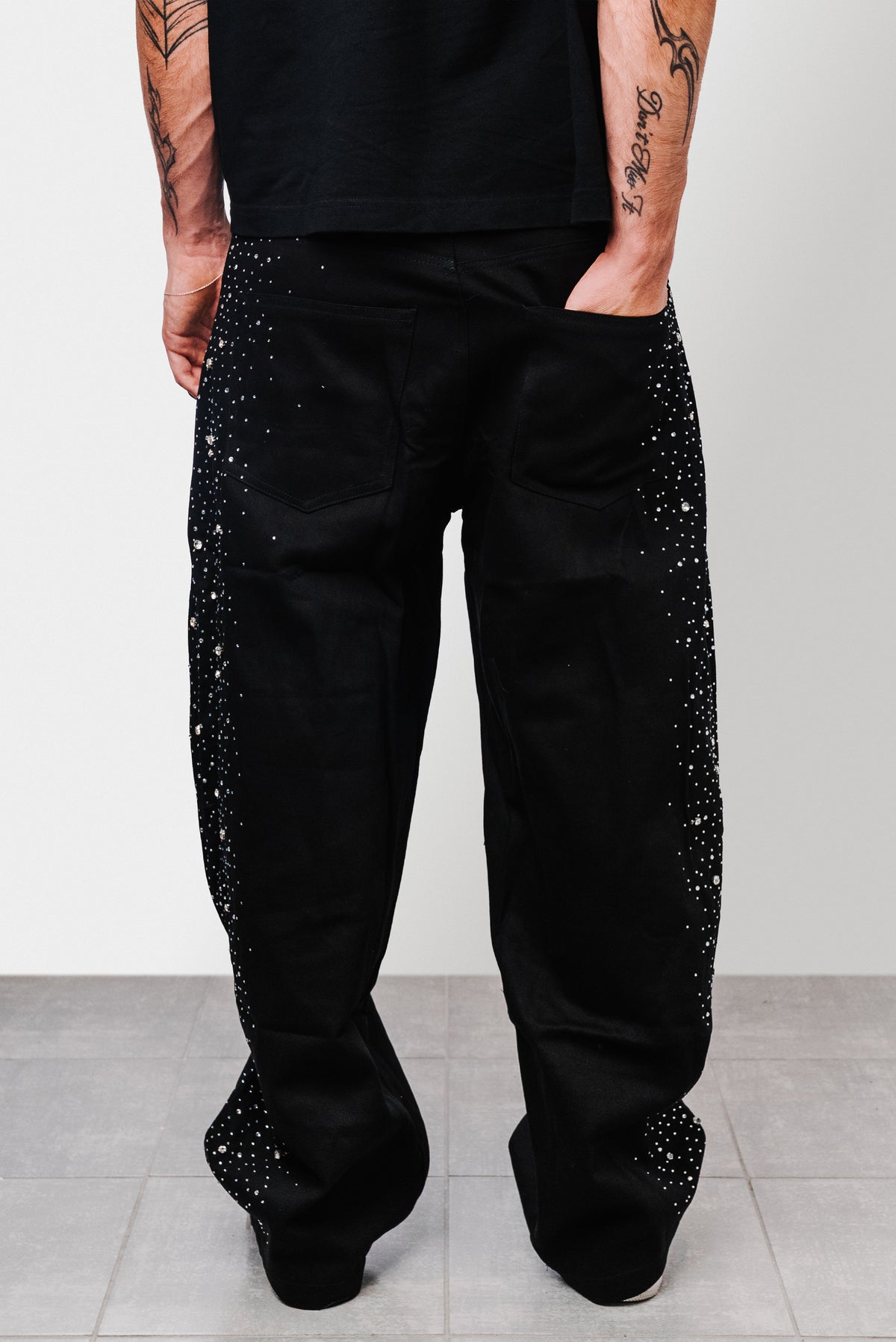 SUPER GLITTER BALLOON BLACK JEANS - Replacement Brand