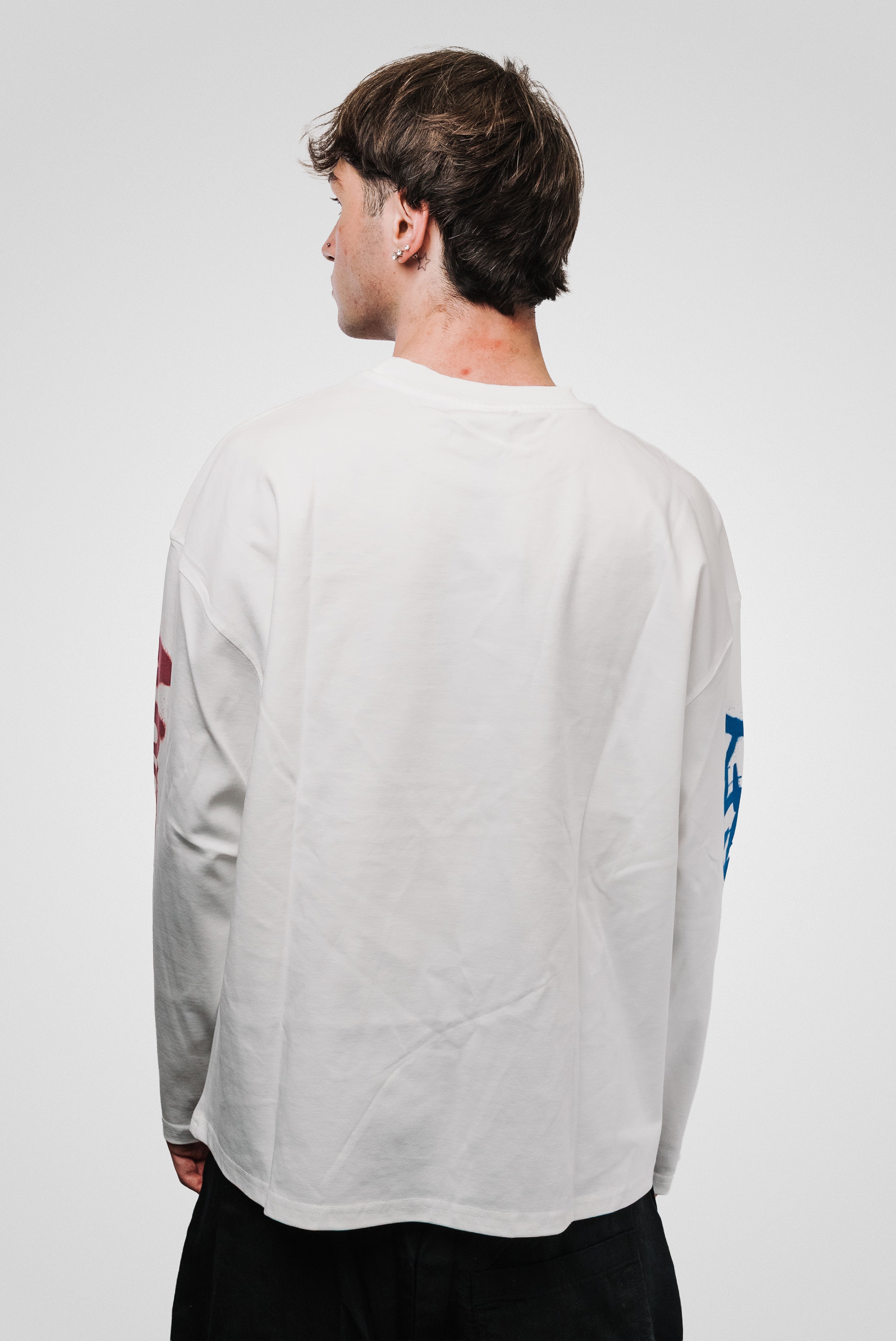 TEAM NOISSEY WHITE BOXY LONGSLEEVE - Noissey Brand