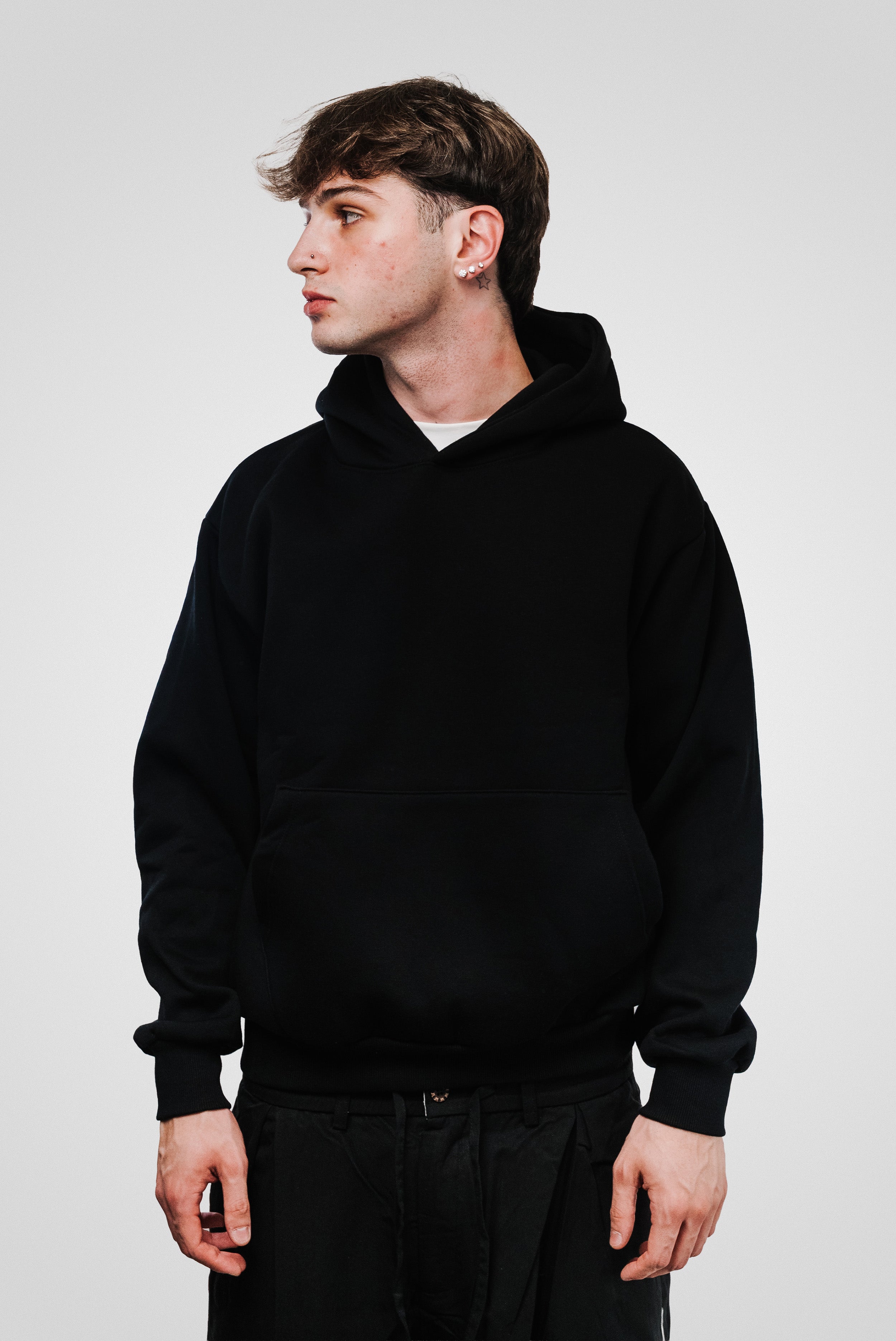 STASERA FACCIO LA BRAVA BLACK HOODIE - Replacement Brand
