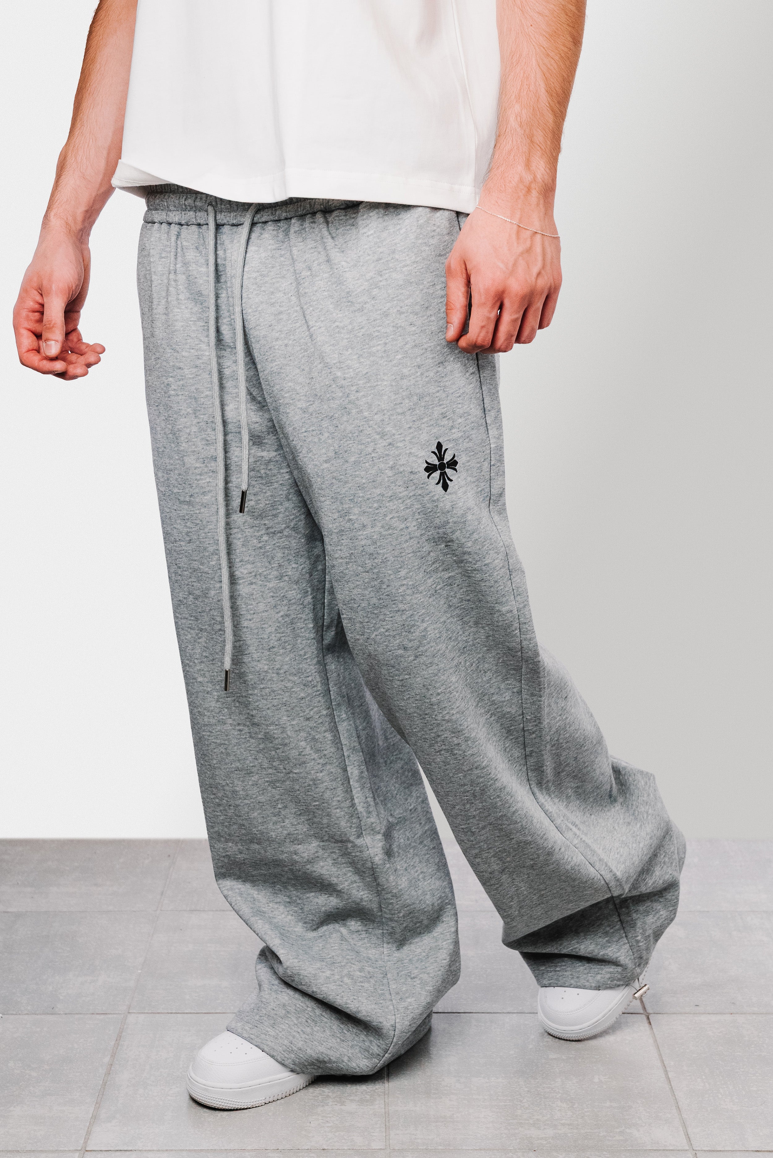 FOCUS BAND LIGHT GREY SWEATPANTS - Shoebuya Design