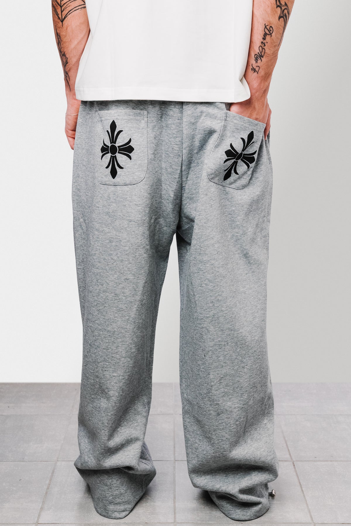 FOCUS BAND LIGHT GREY SWEATPANTS - Shoebuya Design