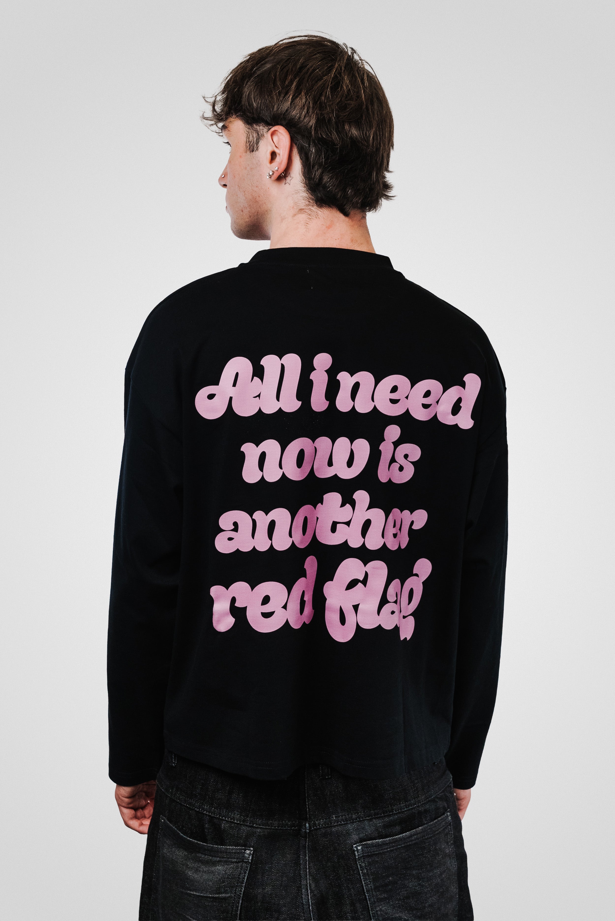 ANOTHER RED FLAG BLACK BOXY LONGSLEEVE - TheDoubleE