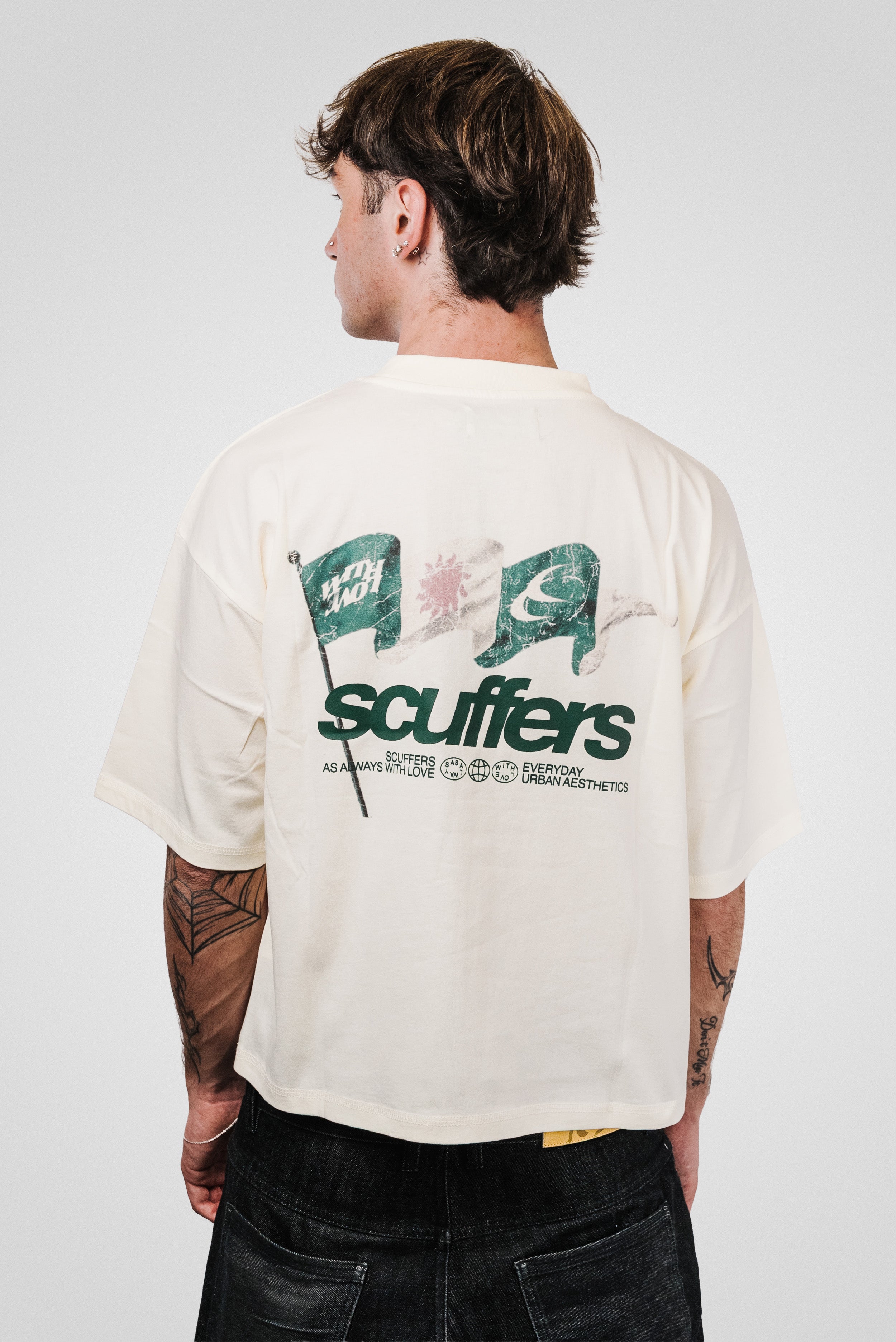 CAPTAIN WHITE TEE - SCUFFERS
