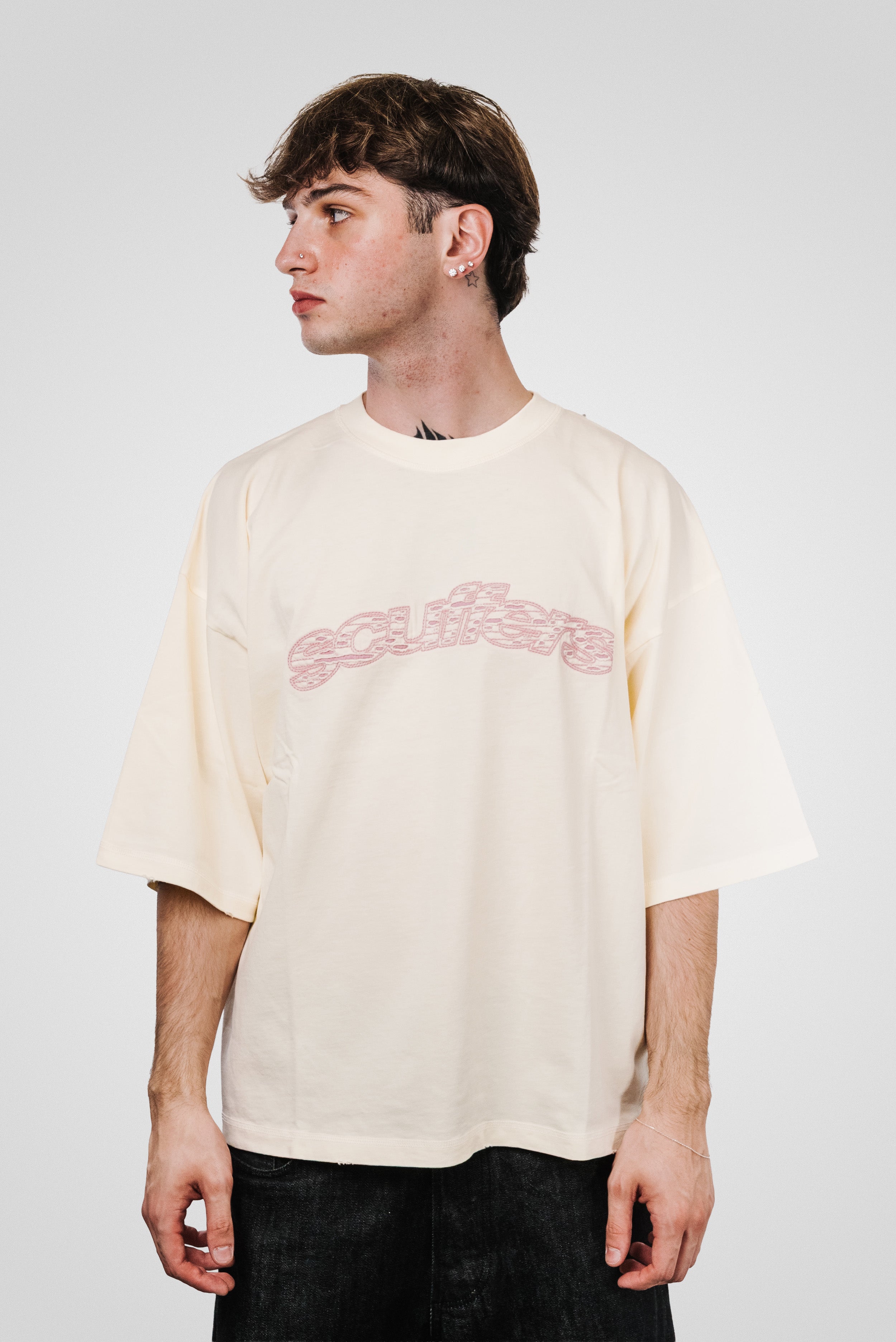 KNIFE YELLOW TEE - SCUFFERS