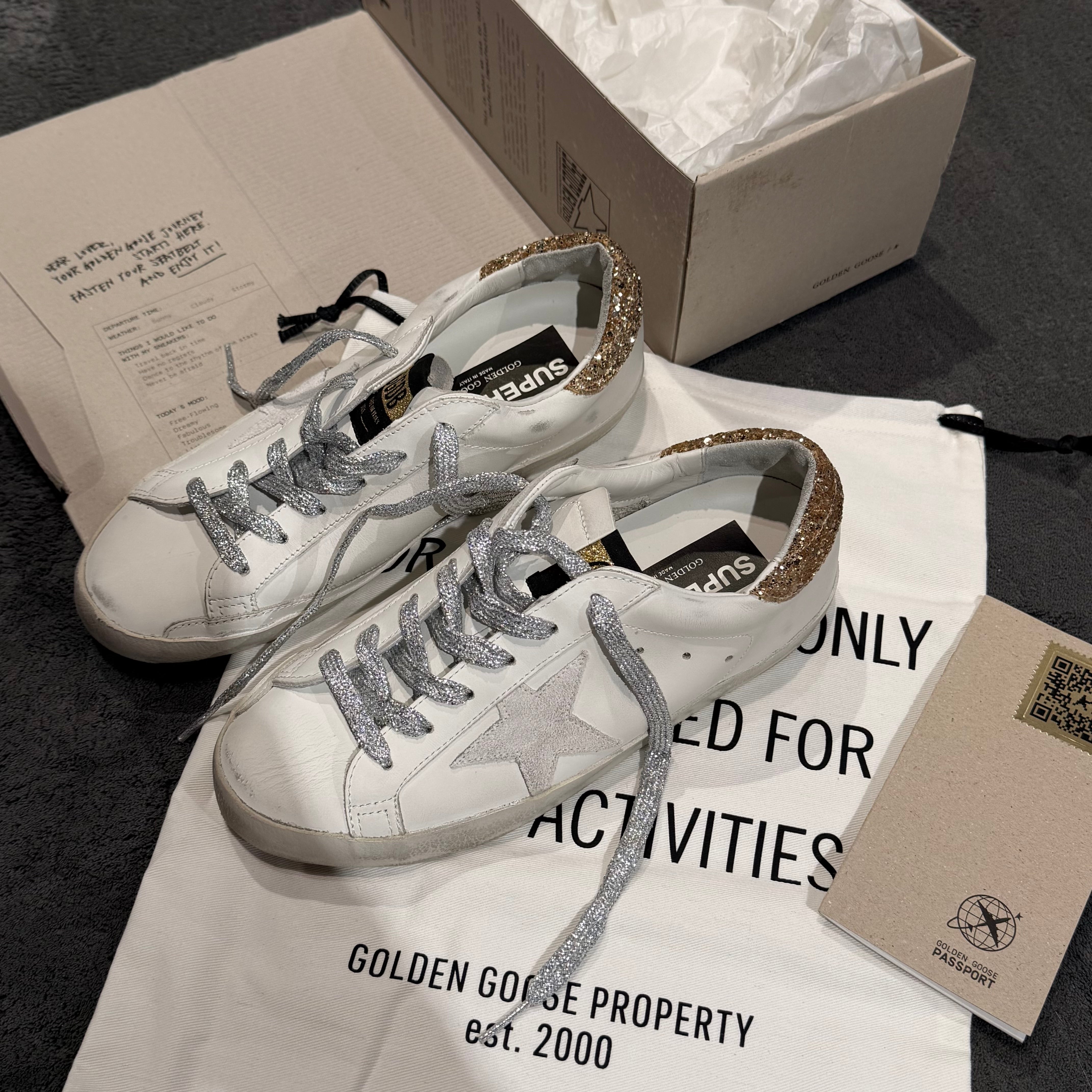 GOLDEN GOOSE SUPER STAR LACES GLITTER SILVER & TACCO GOLD GLITTER