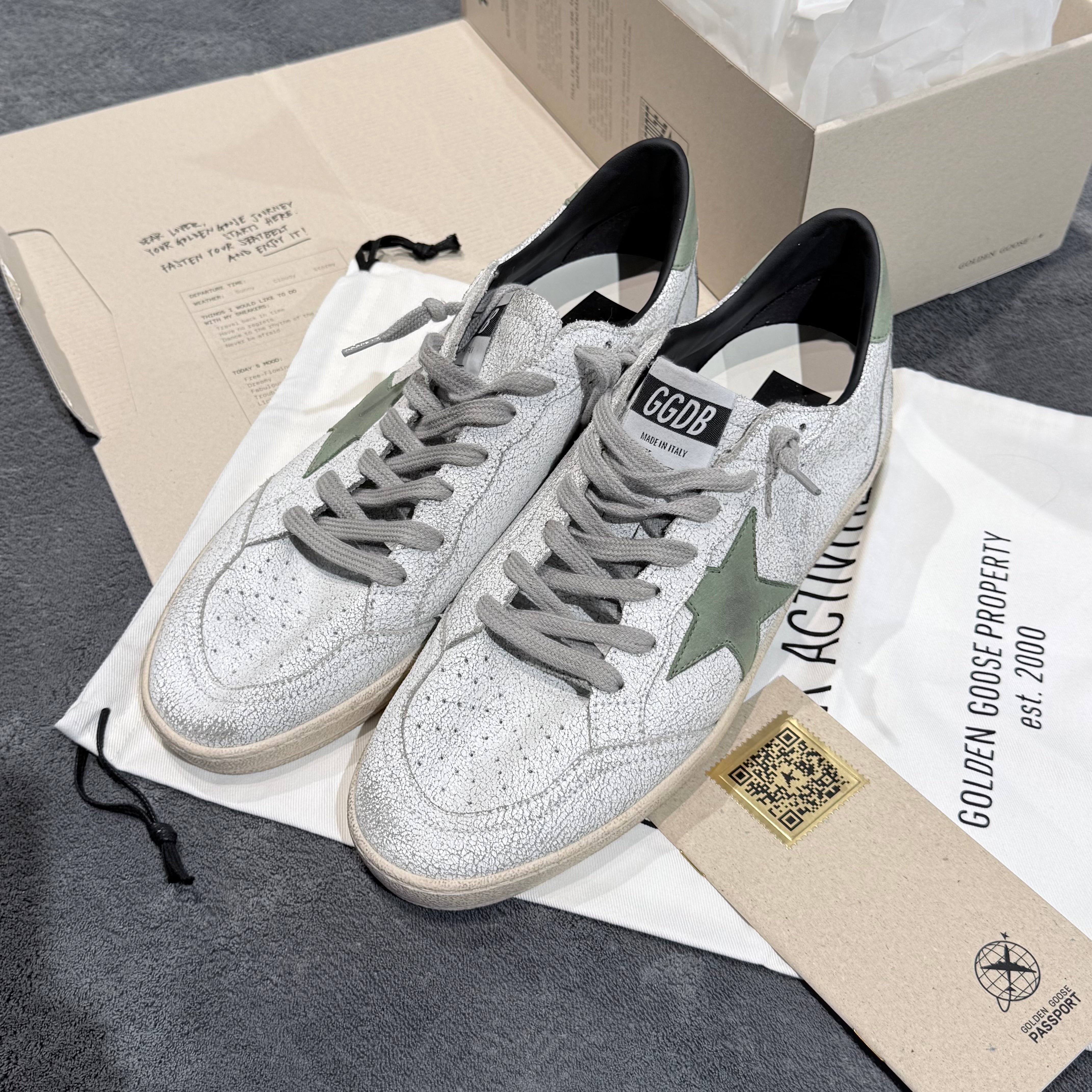 GOLDEN GOOSE BALLSTAR WHITE OLIVE
