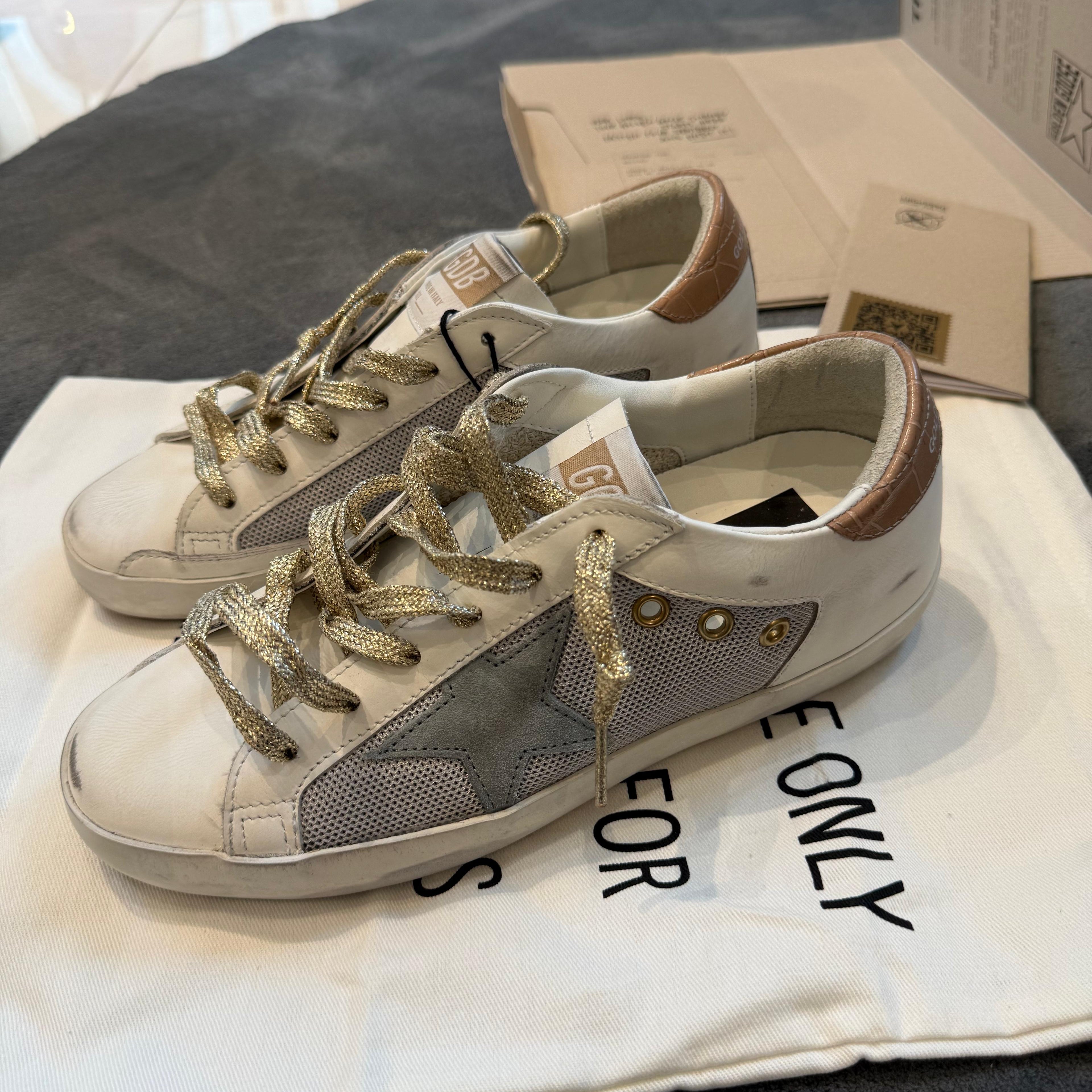 GOLDEN GOOSE SUPER STAR GREY STAR & GOLDEN LACES