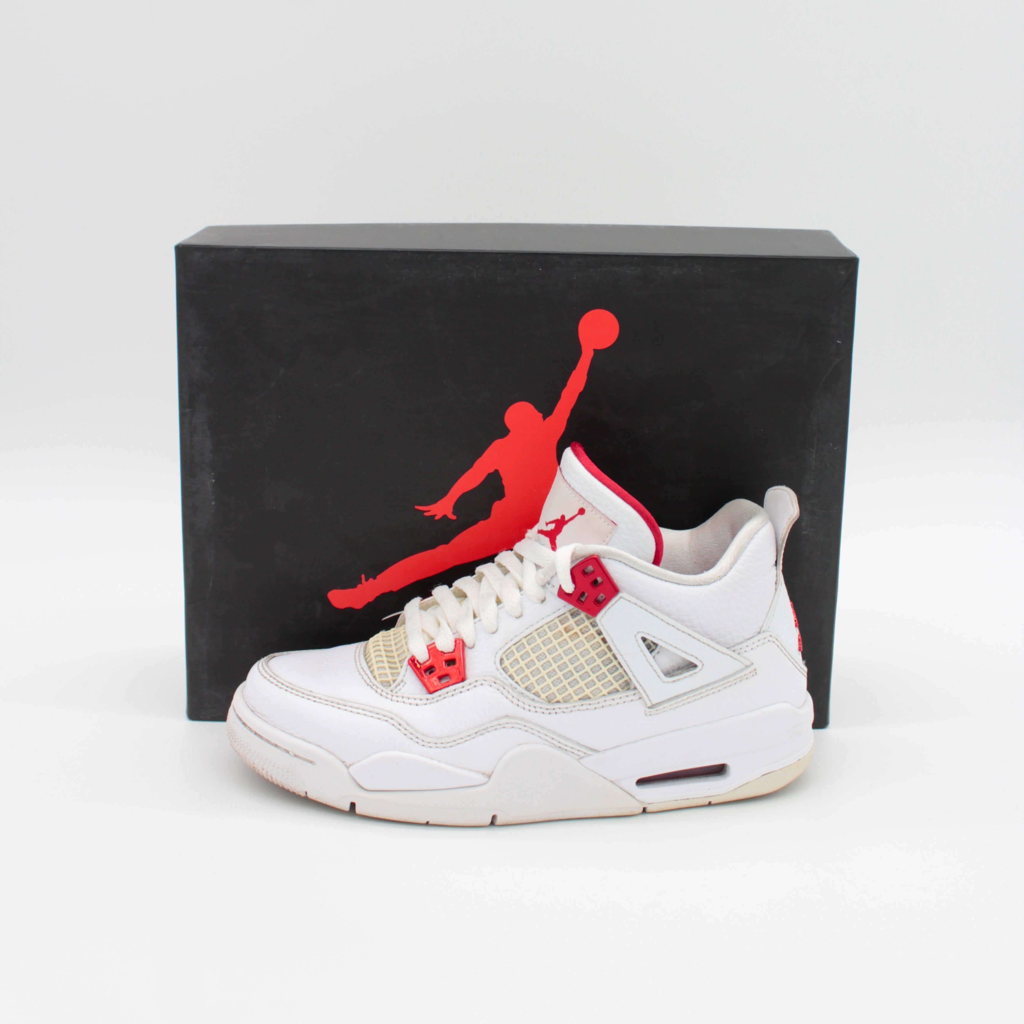 SECONDHAND - AIR JORDAN 4 RED METALLIC Size 38