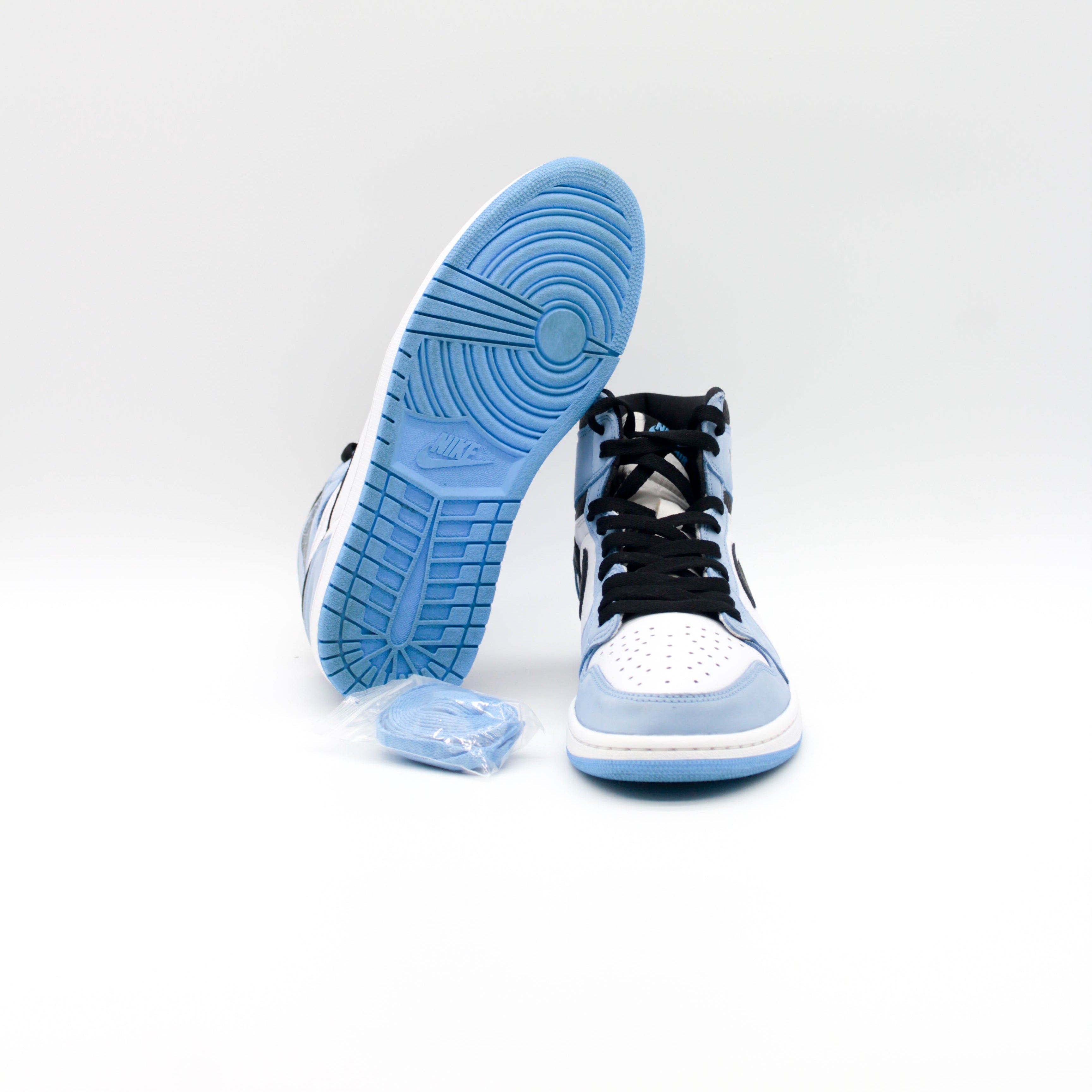 SECONDHAND - AIR JORDAN 1 HIGH UNIVERSITY BLUE Size 44.5