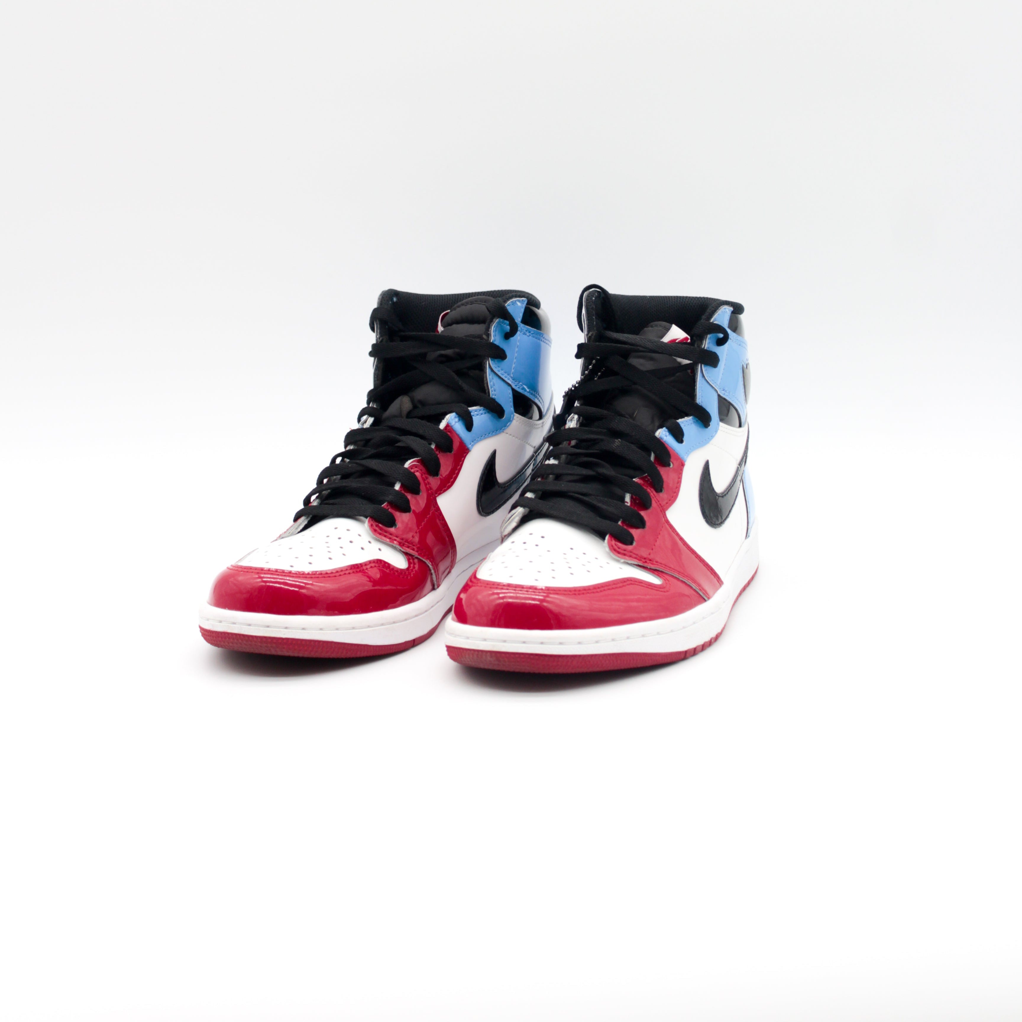 SECONDHAND - AIR JORDAN 1 HIGH FEARLESS CHICAGO UNC Size 44