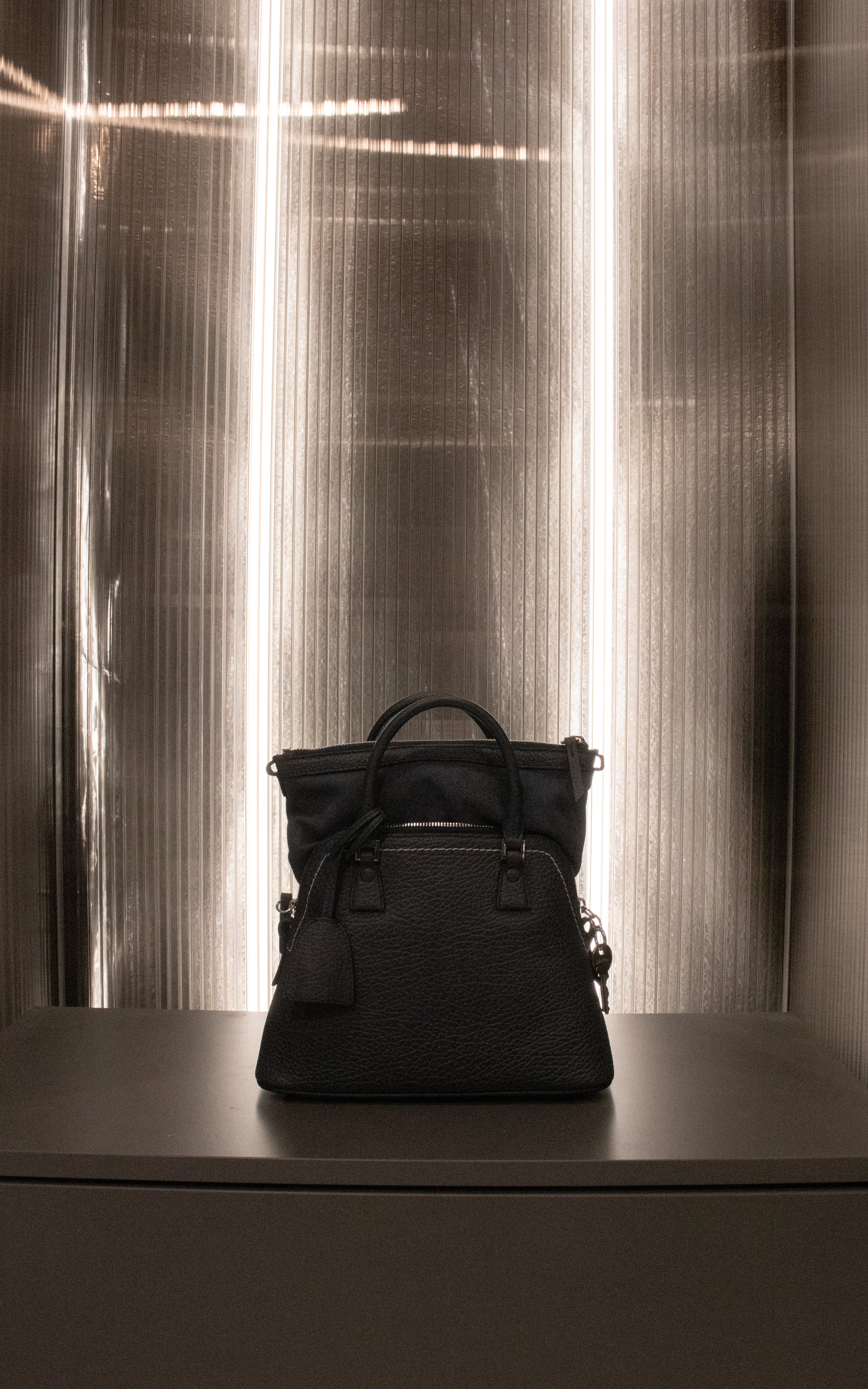 MM6 5AC MINI NAVY BLUE