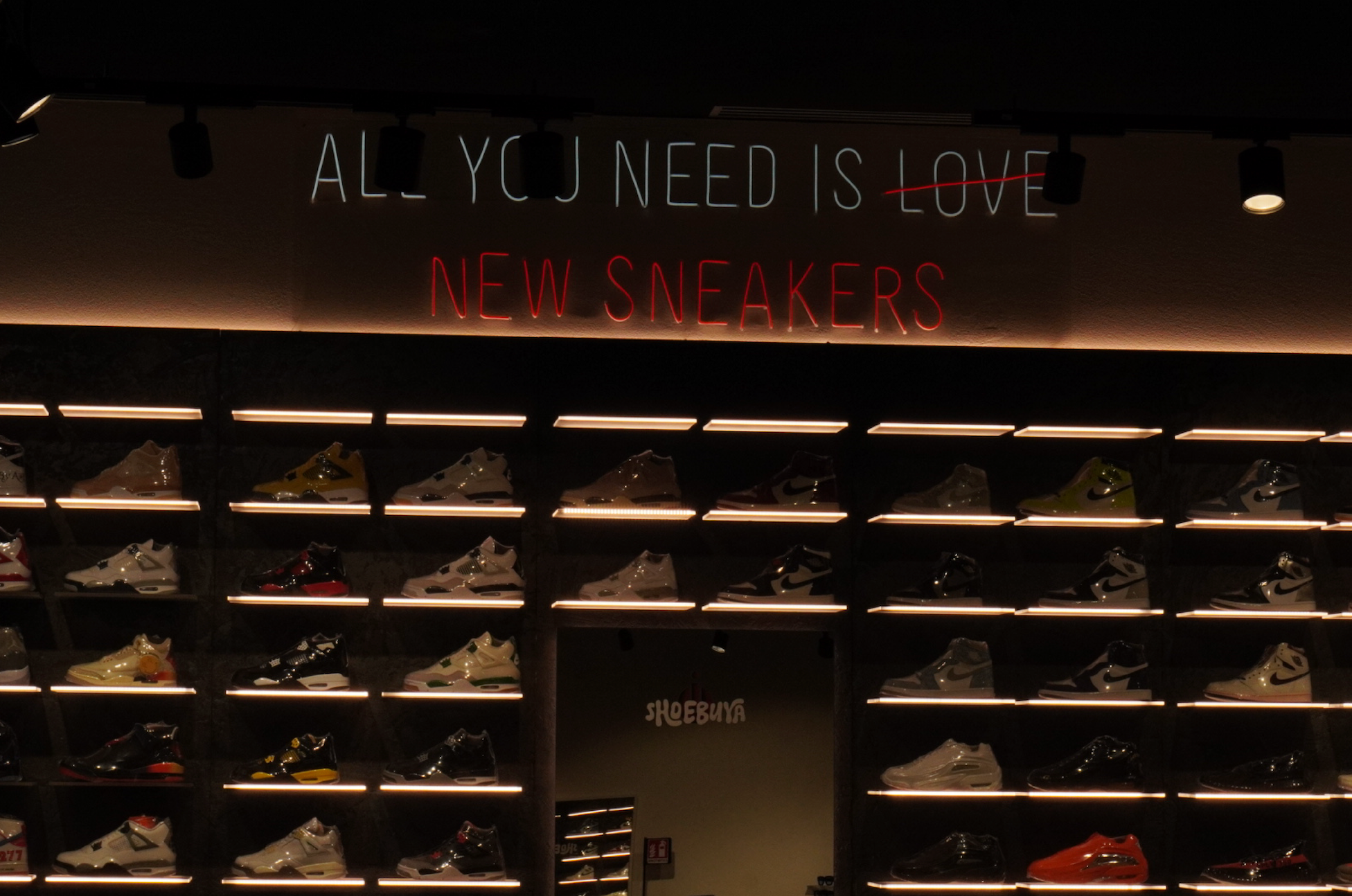 Shoebuya Elnos Shopping