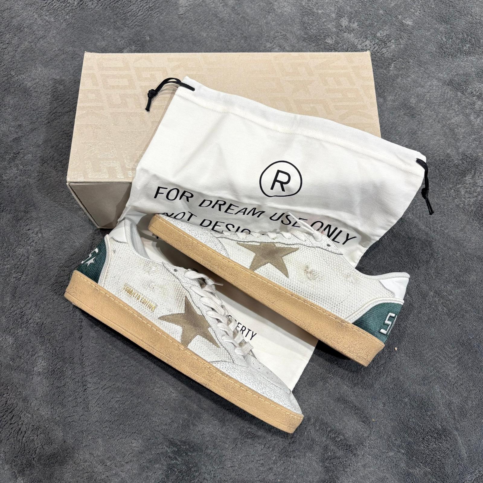 GOLDEN GOOSE BALLSTAR CRACK NET & EMBROIDERY GREEN HEEL