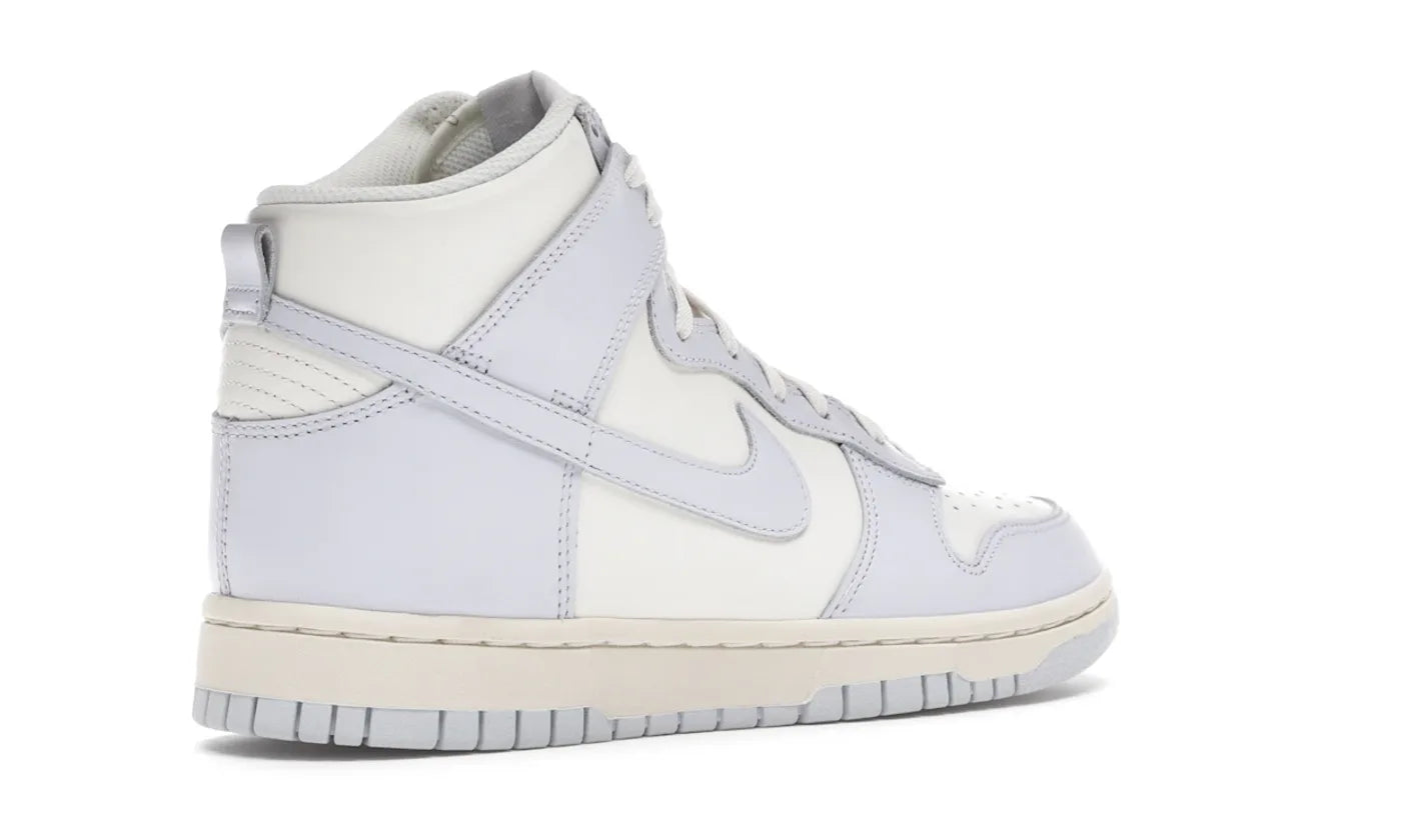NIKE DUNK HIGH SAIL FOOTBALL GREY (W)