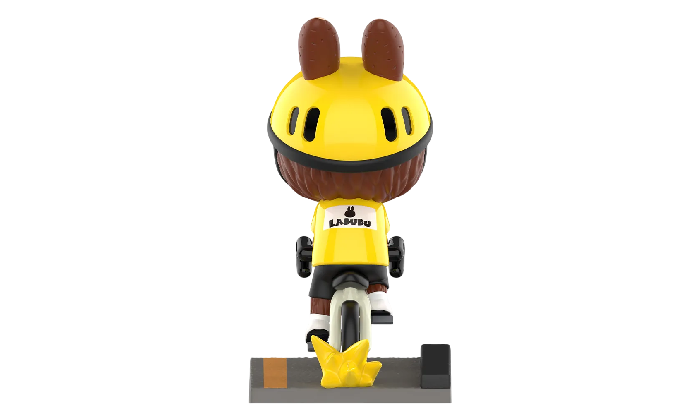 LABUBU SUMMER RIDE FIGURE