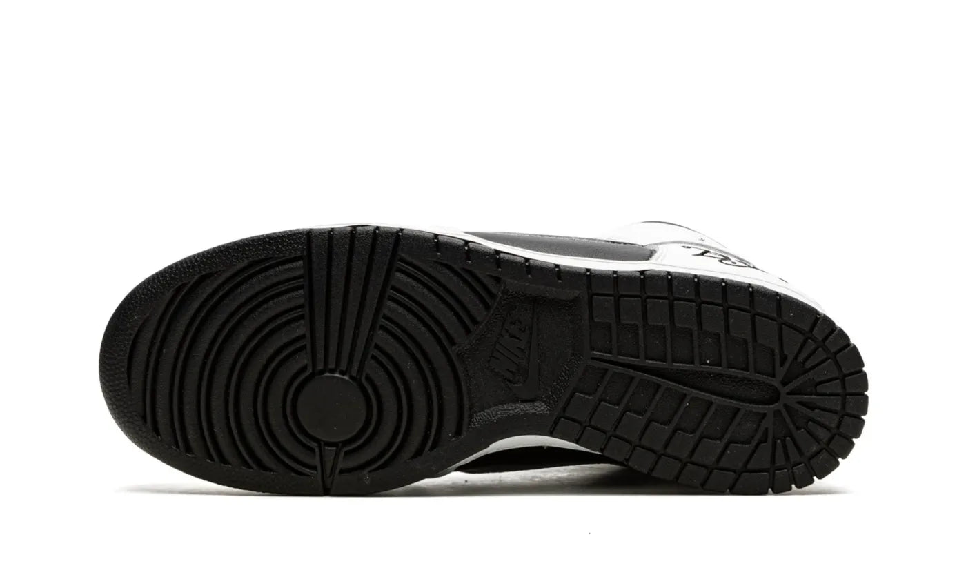 NIKE SB DUNK HIGH SUPREME BY ANY MEANS BLACK
