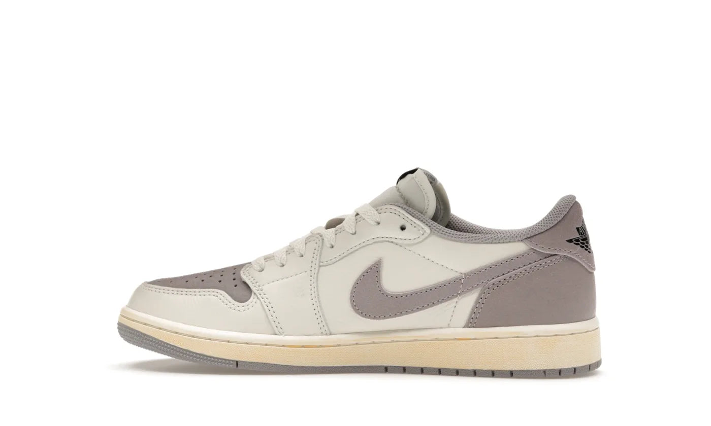 AIR JORDAN 1 RETRO LOW OG ATMOSPHERE GREY