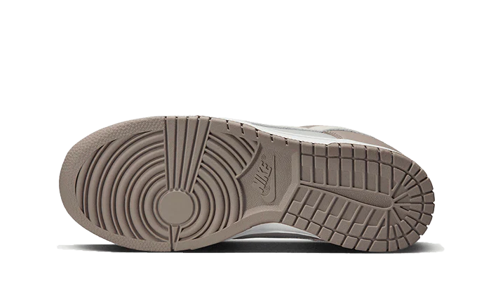 NIKE DUNK LOW BONE BEIGE