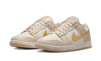 NIKE DUNK LOW PHANTOM MÉTALLISÉ OR